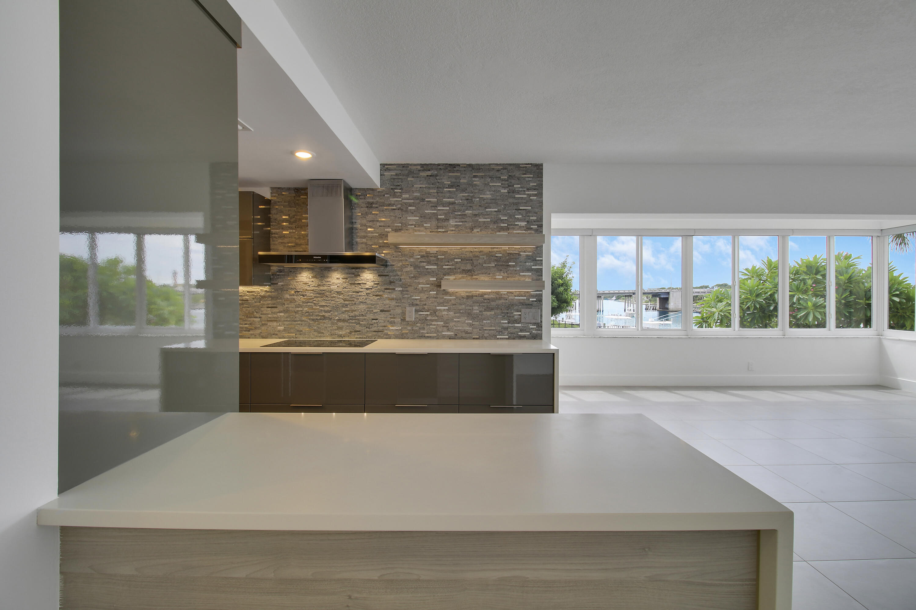 325 S BEACH 210