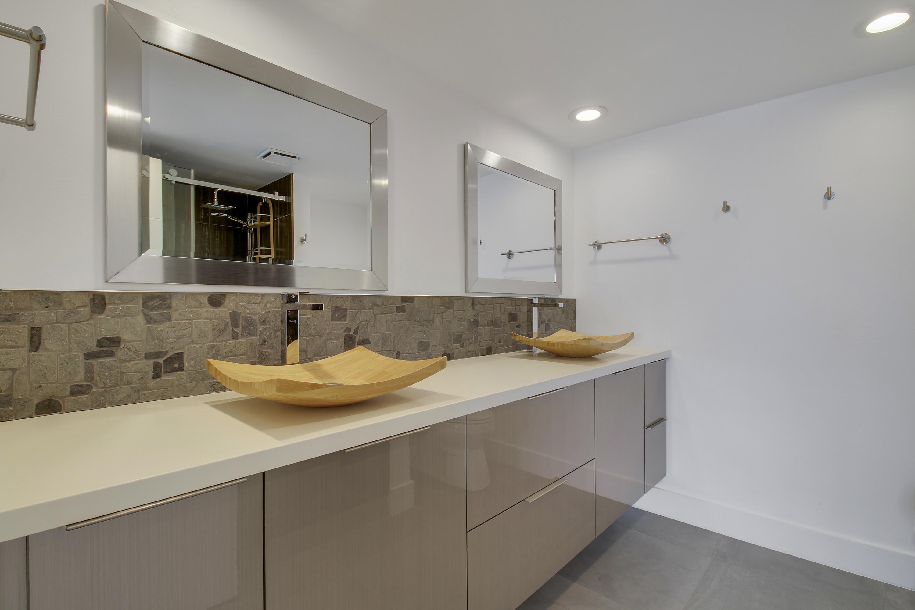 325 S BEACH 210
