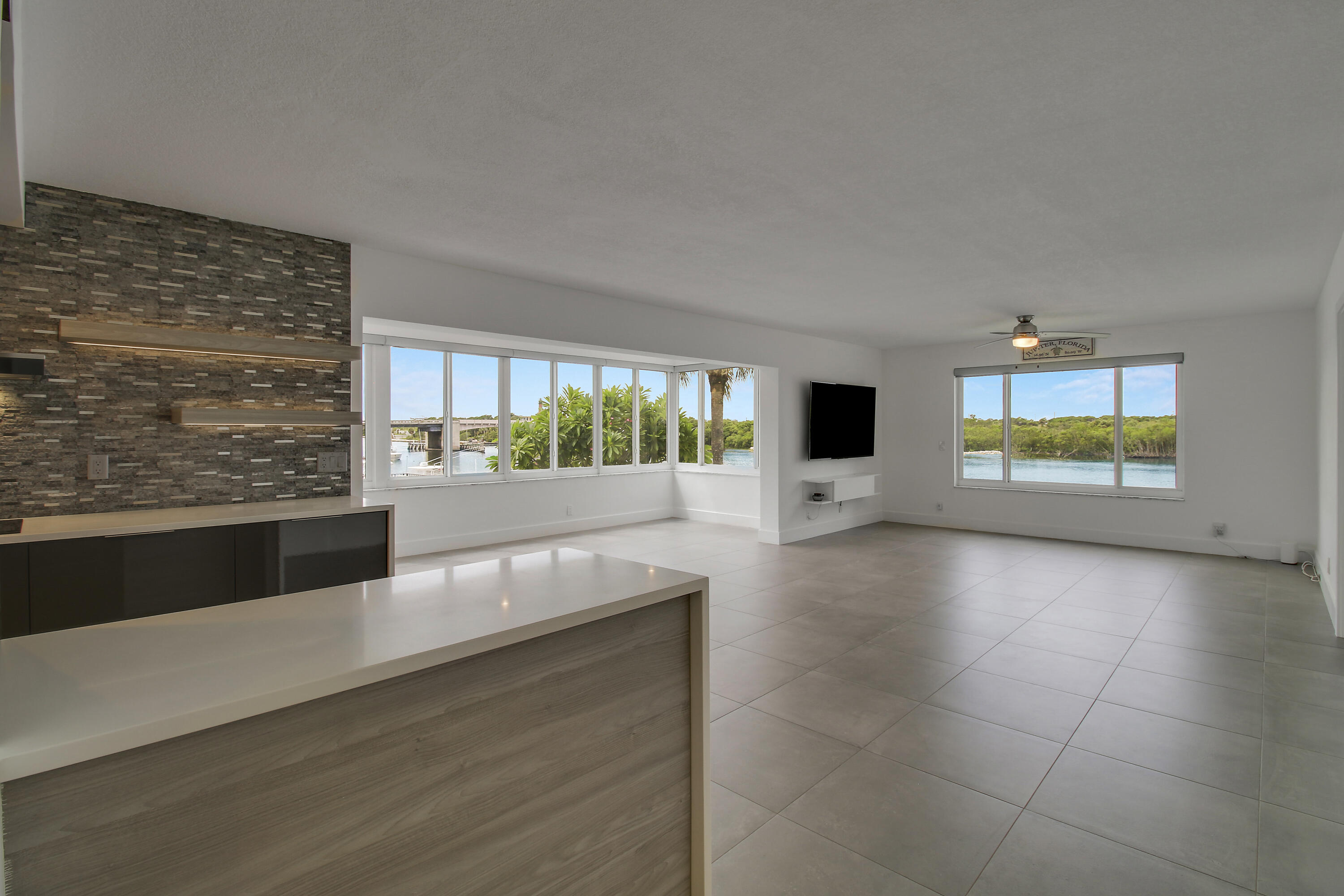 325 S BEACH 210