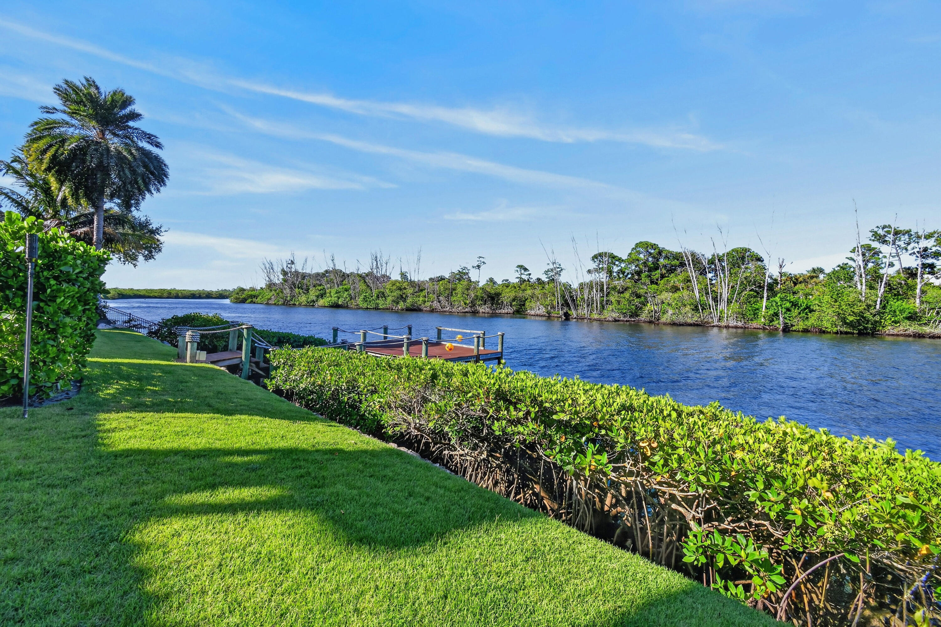 18519 SE Palm Island Lane