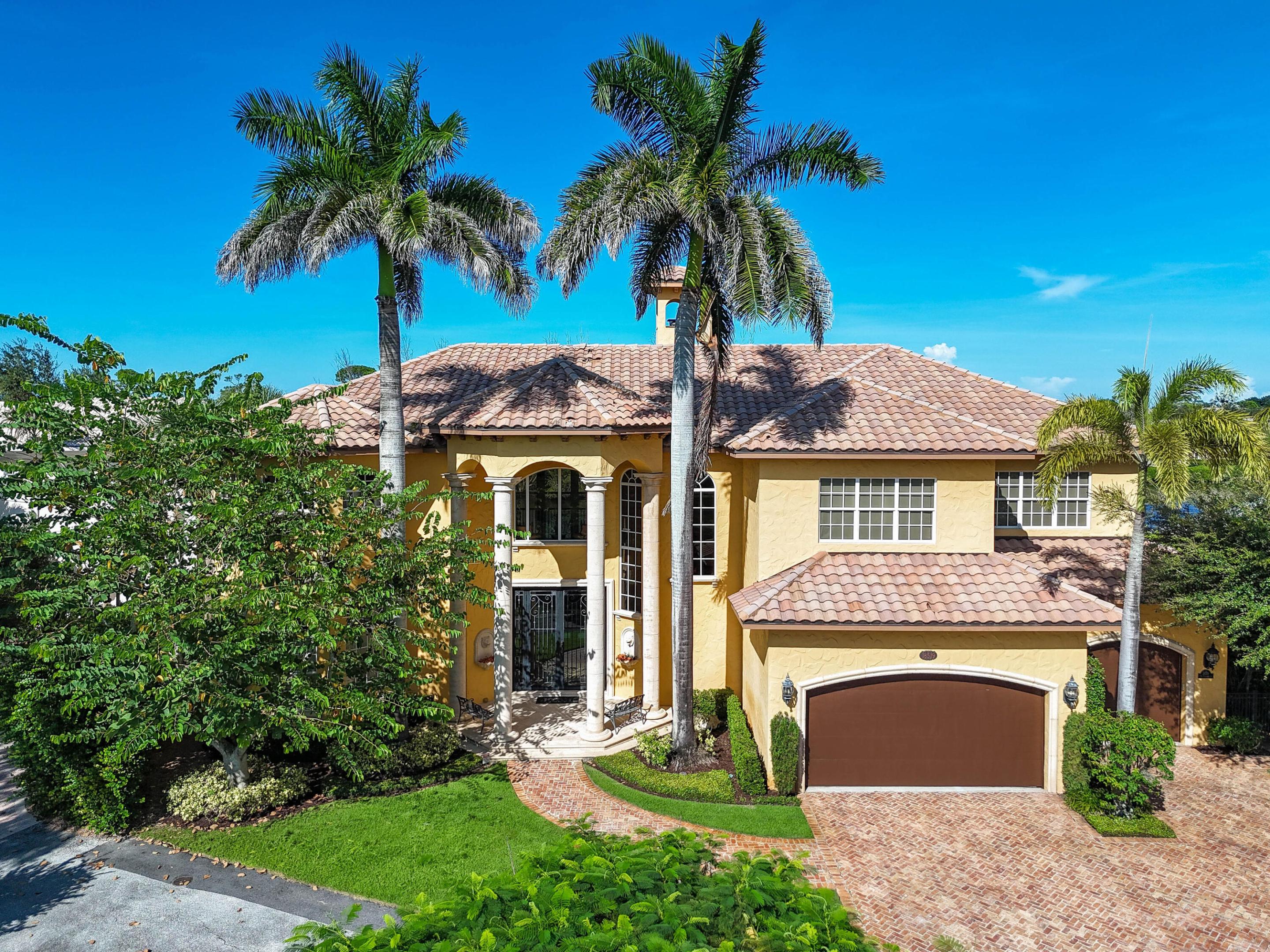 18519 SE Palm Island Lane