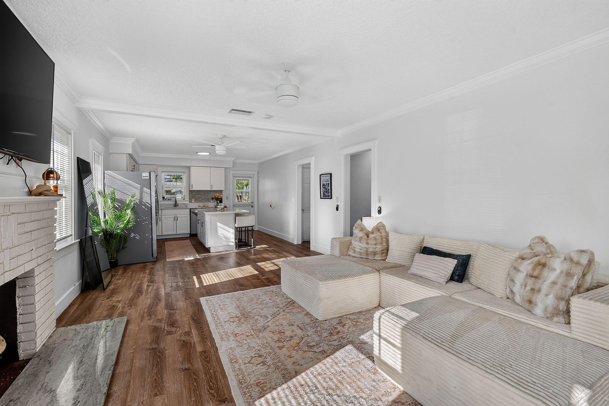 415 Greenbriar Drive