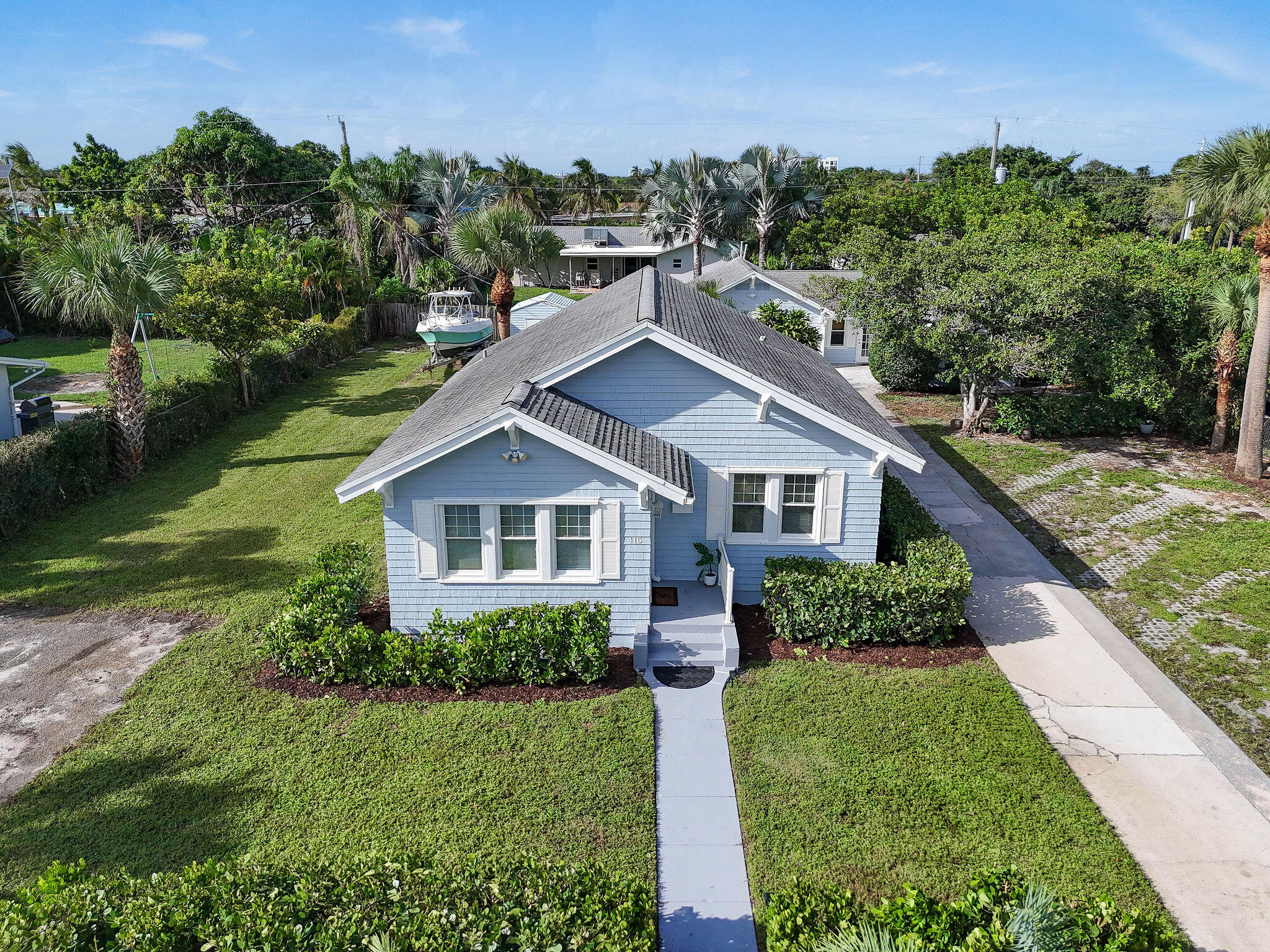 415 Greenbriar Drive