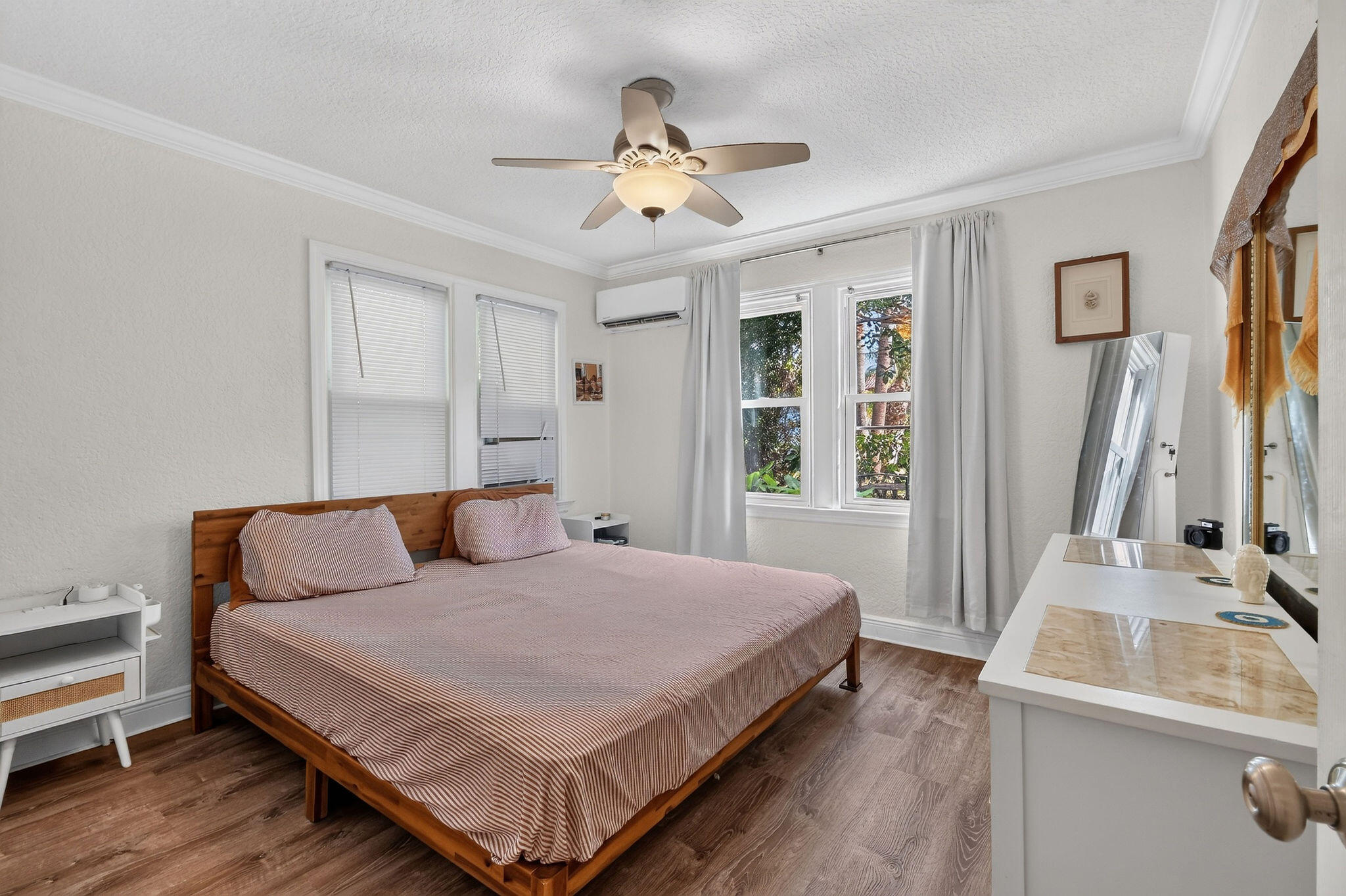 415 Greenbriar Drive