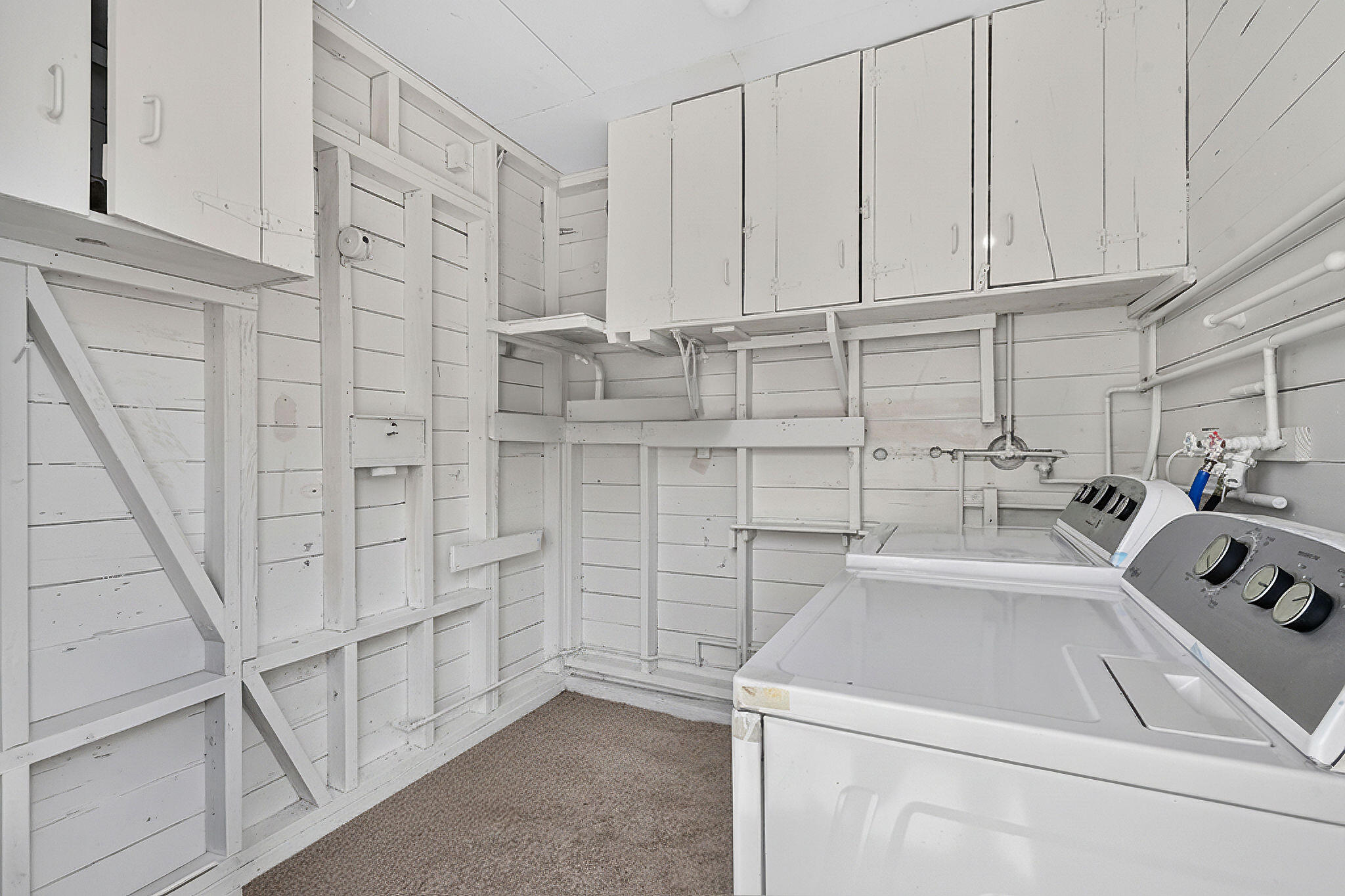 415 Greenbriar Drive