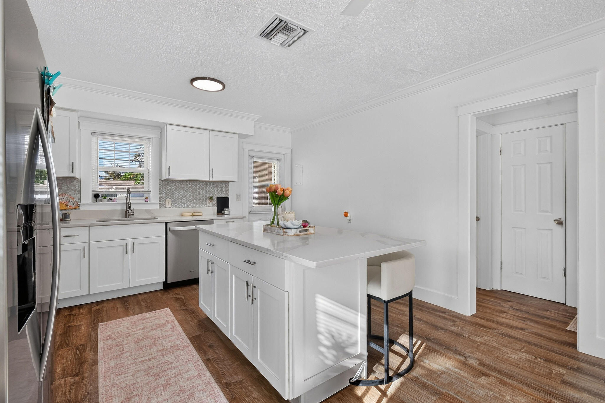 415 Greenbriar Drive