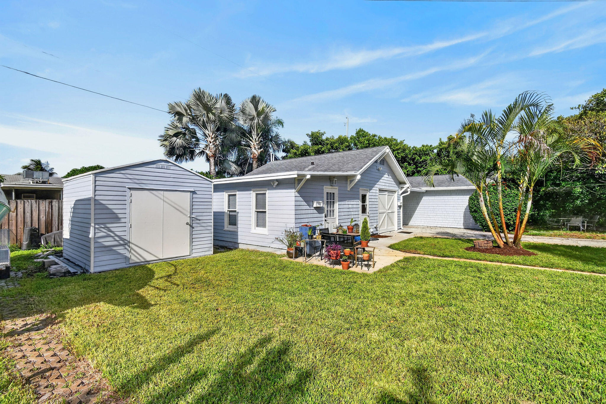 415 Greenbriar Drive