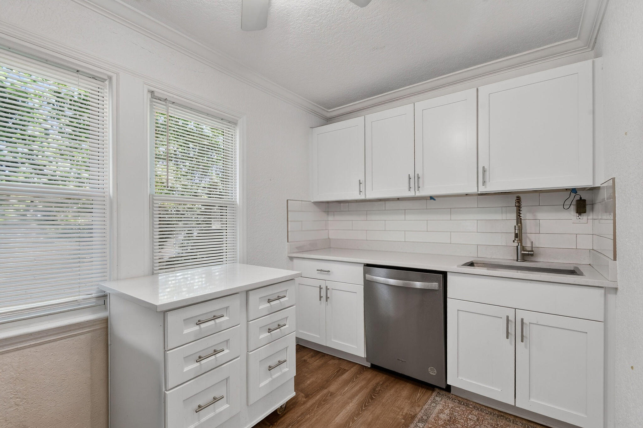 415 Greenbriar Drive