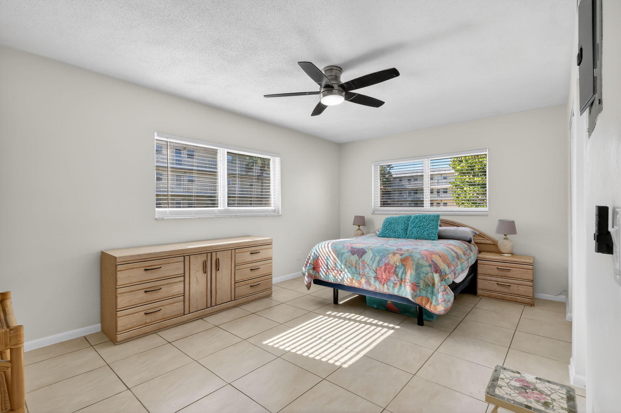2615 NE 1ST Court 201