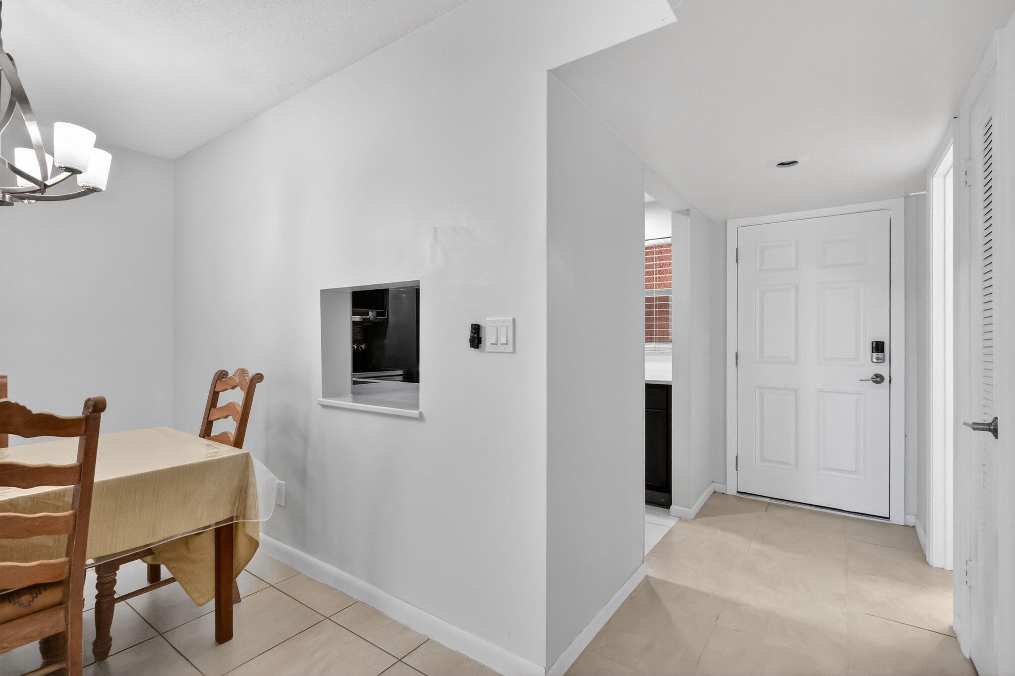 2615 NE 1ST Court 201