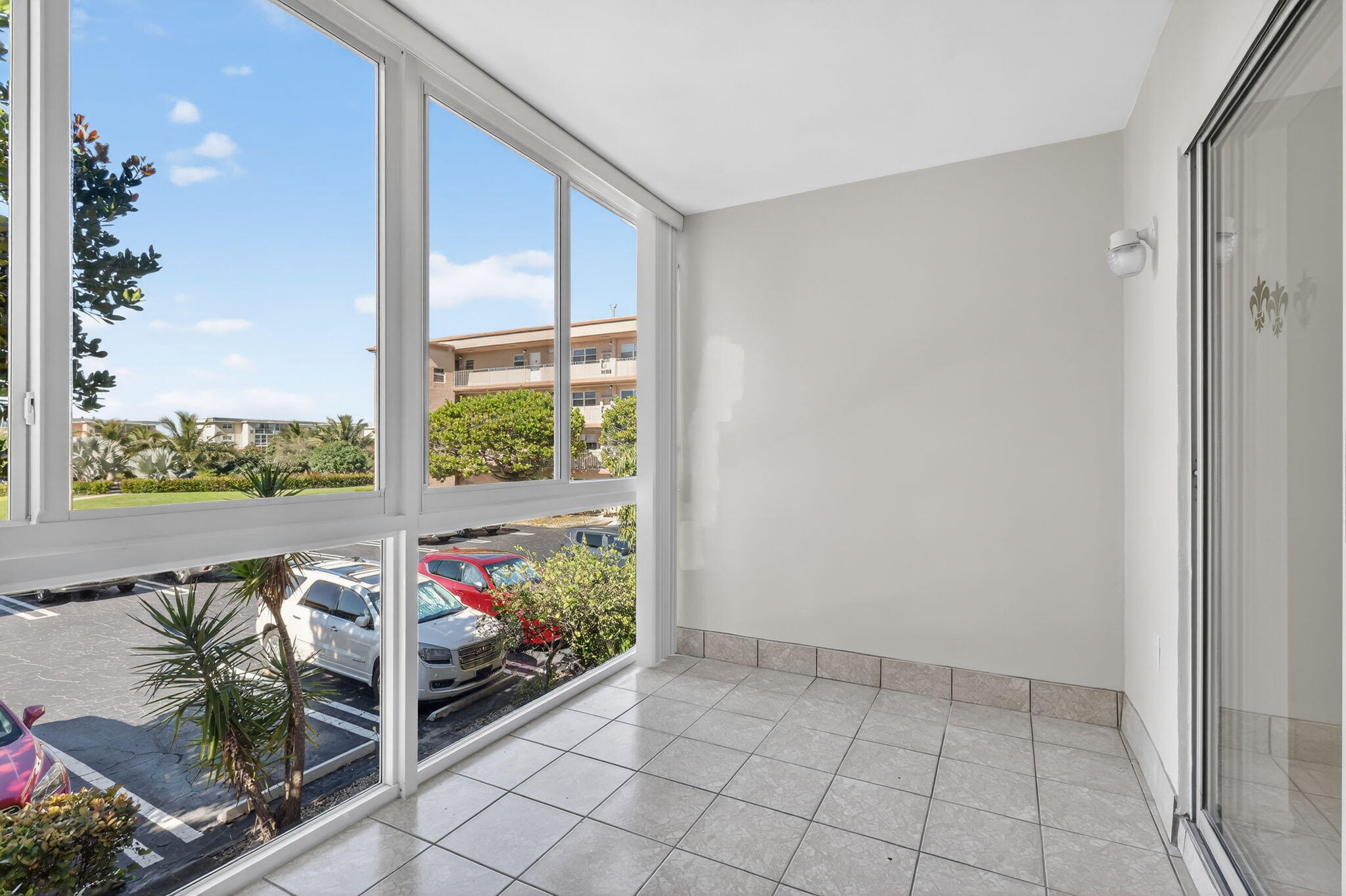 2615 NE 1ST Court 201