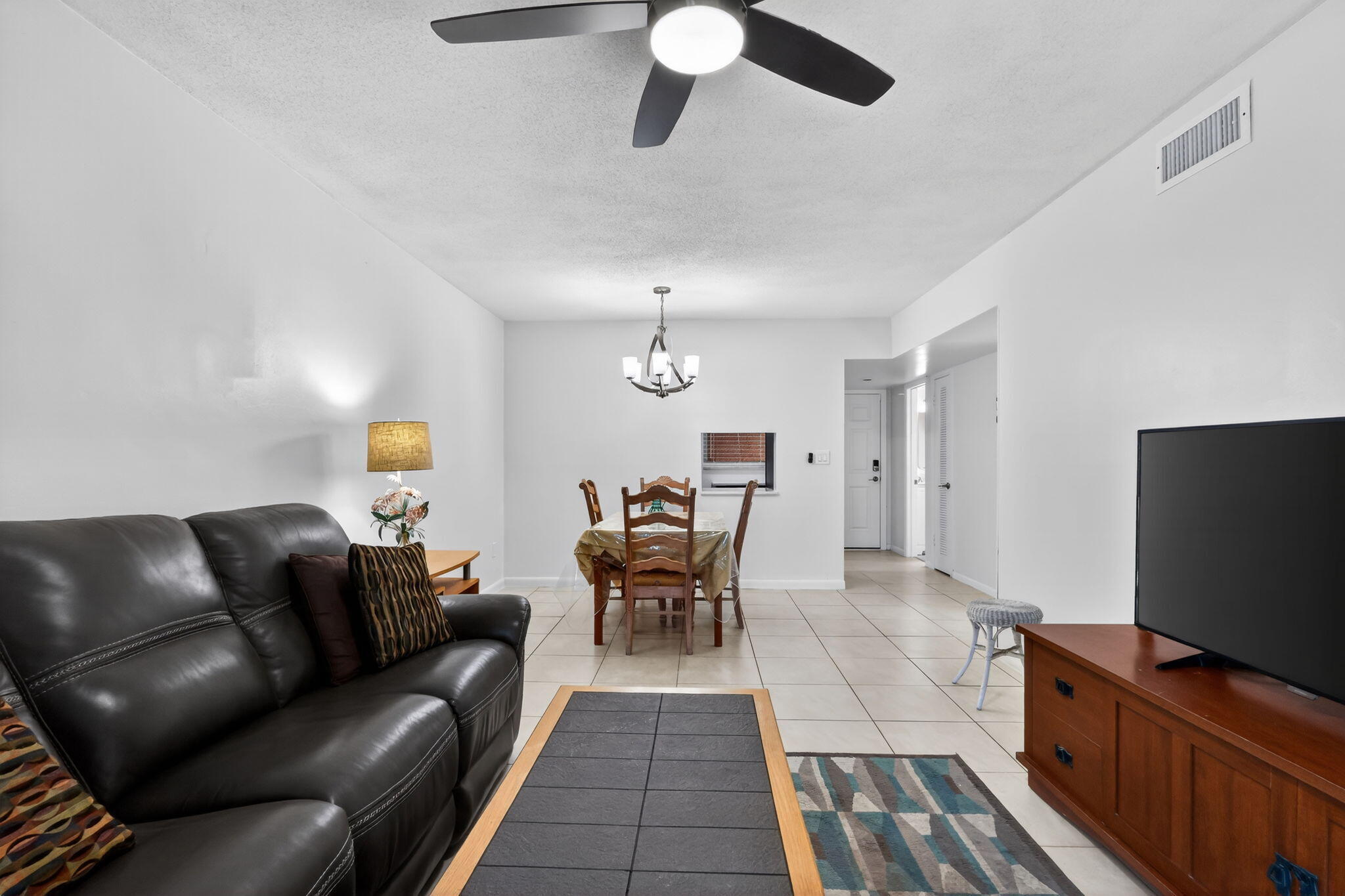 2615 NE 1ST Court 201