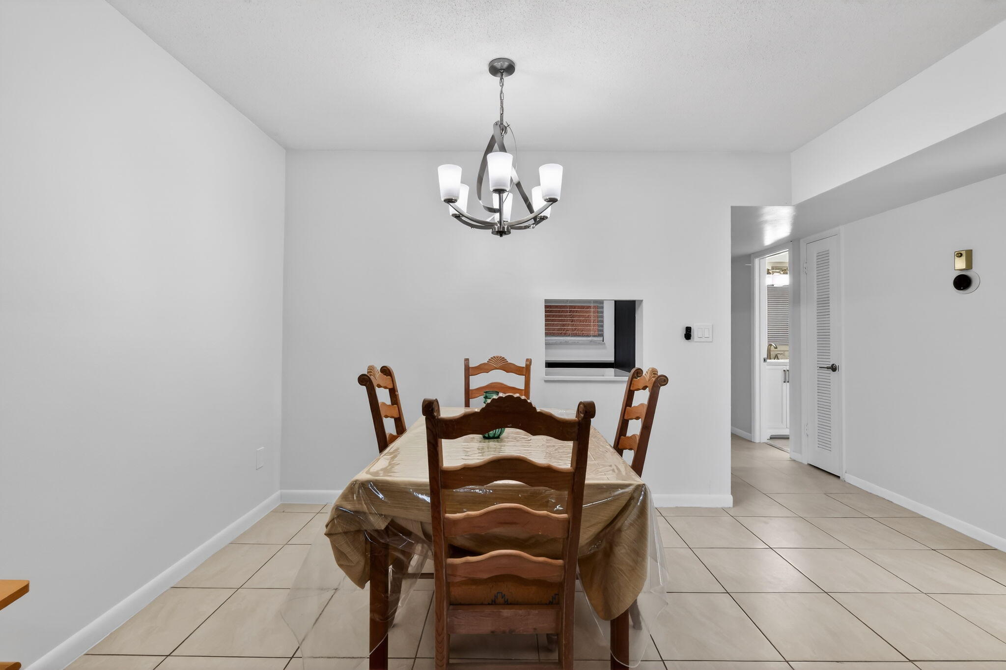 2615 NE 1ST Court 201