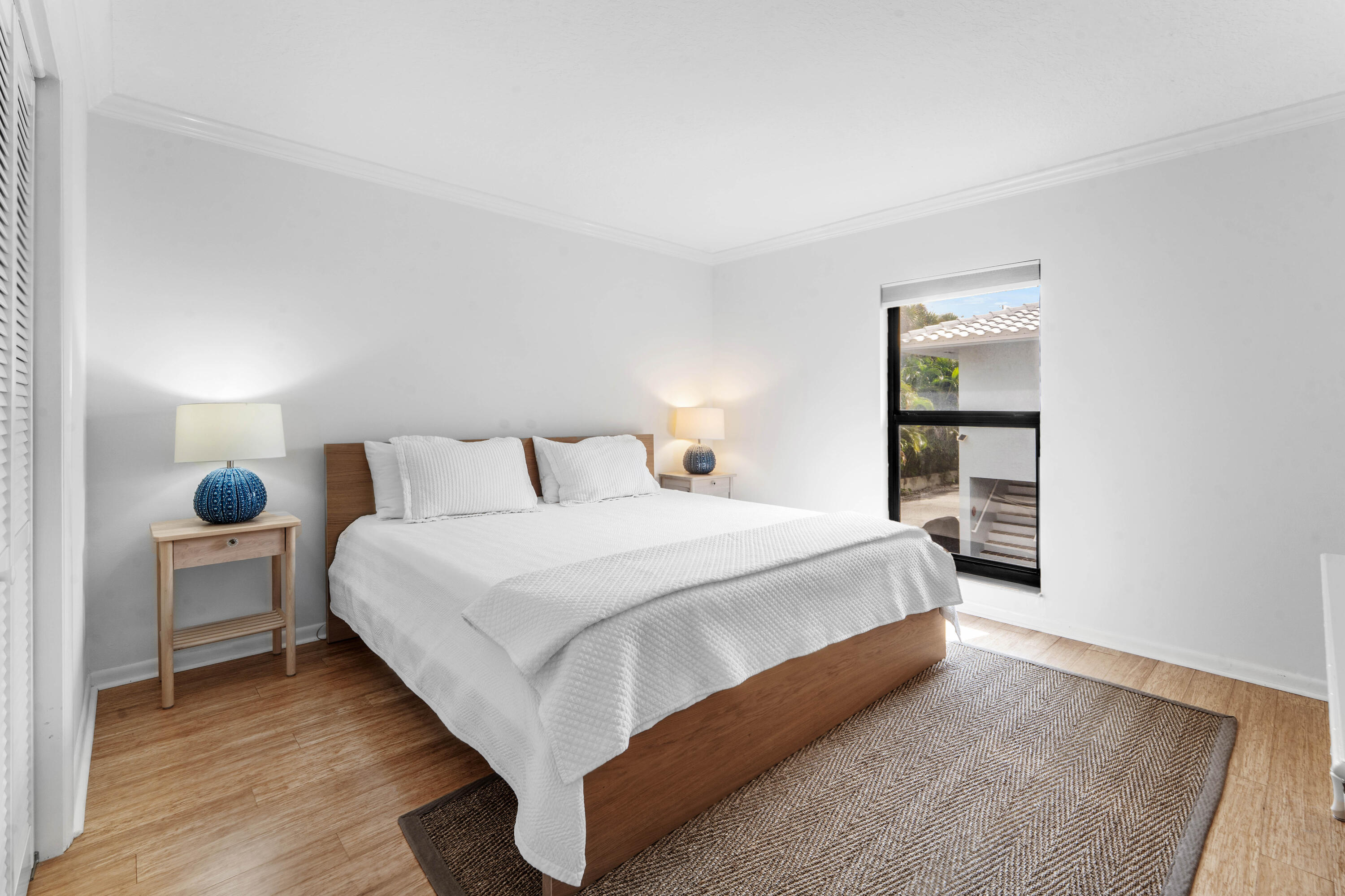 291 Mercury Road 4