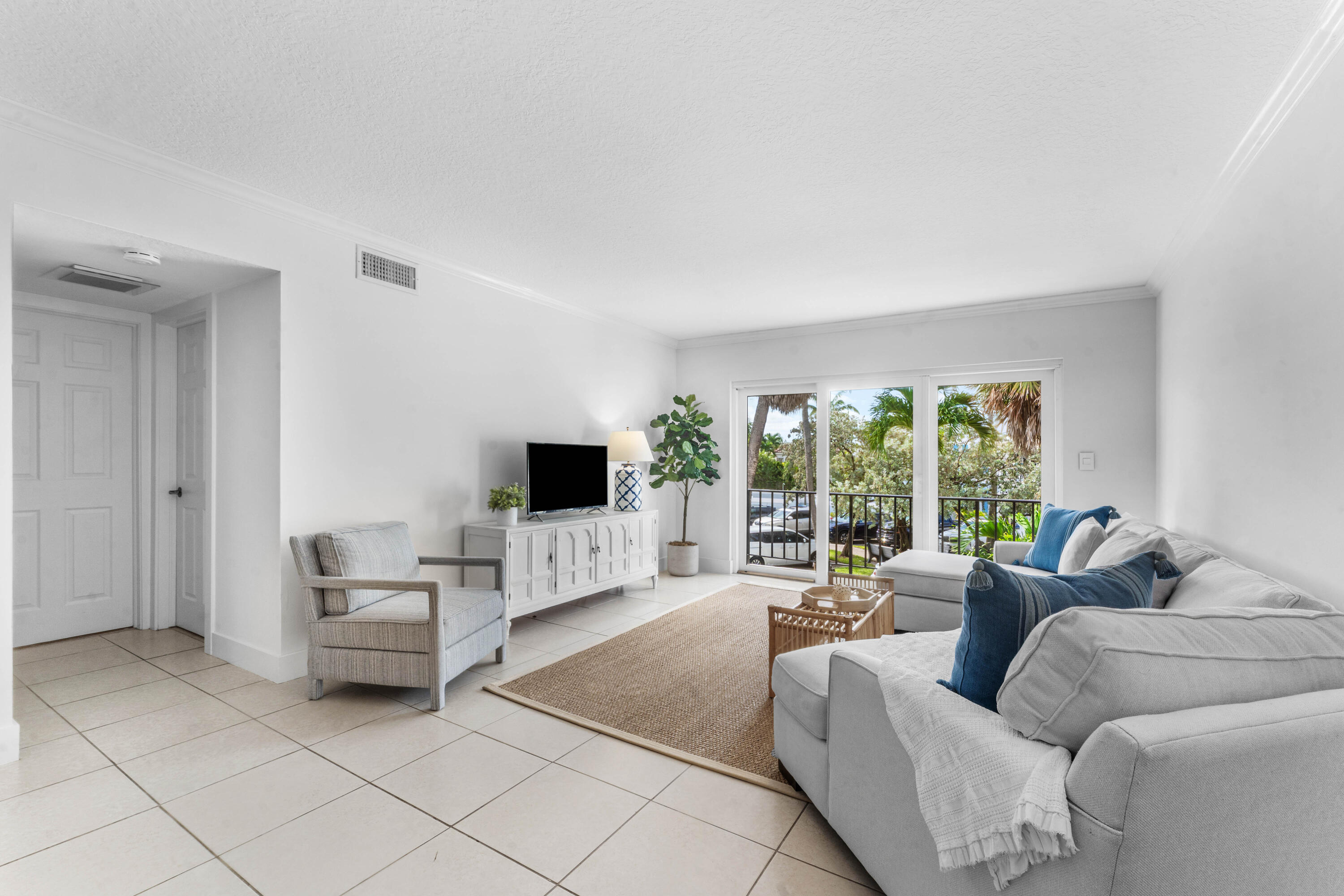 291 Mercury Road 4