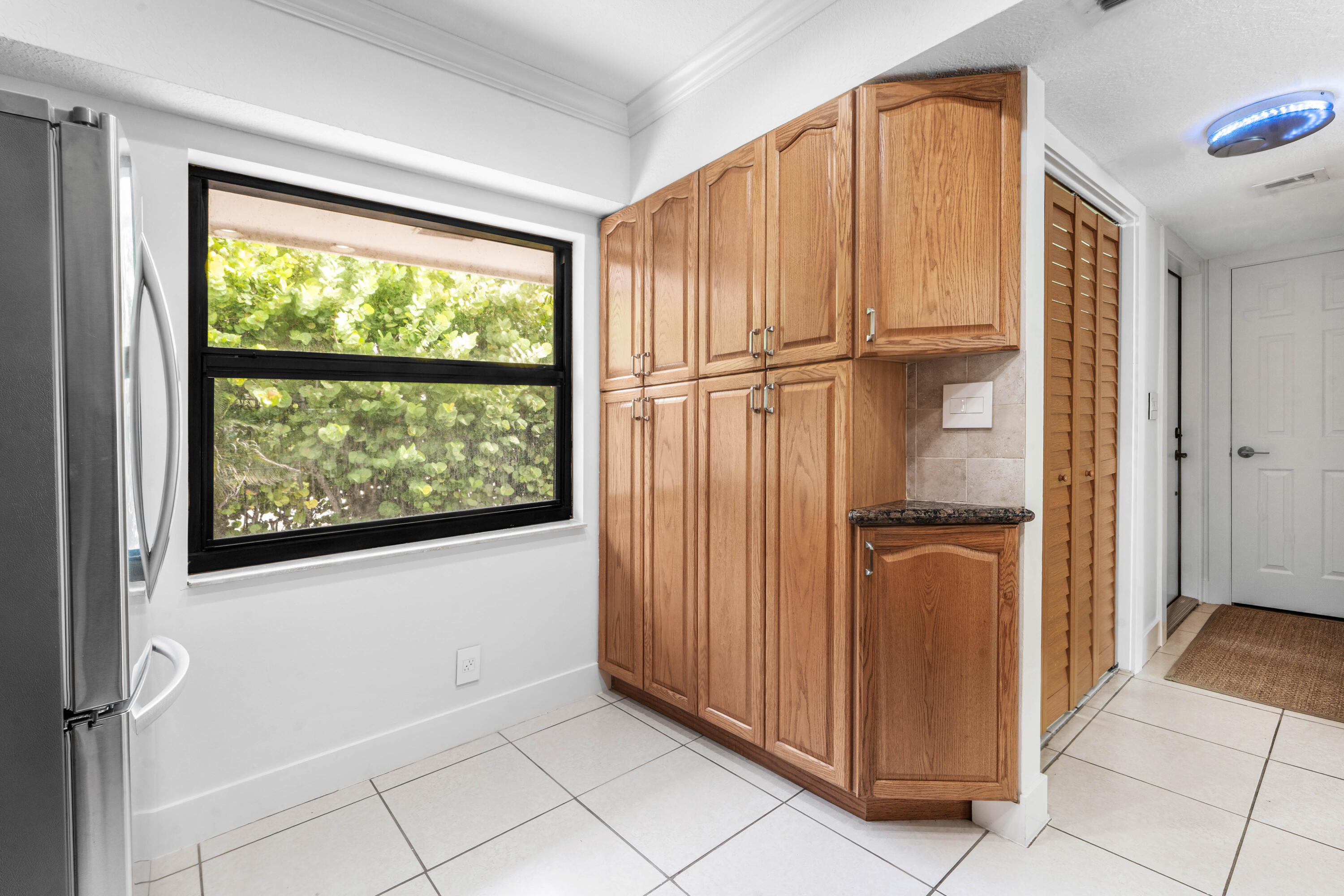 291 Mercury Road 4