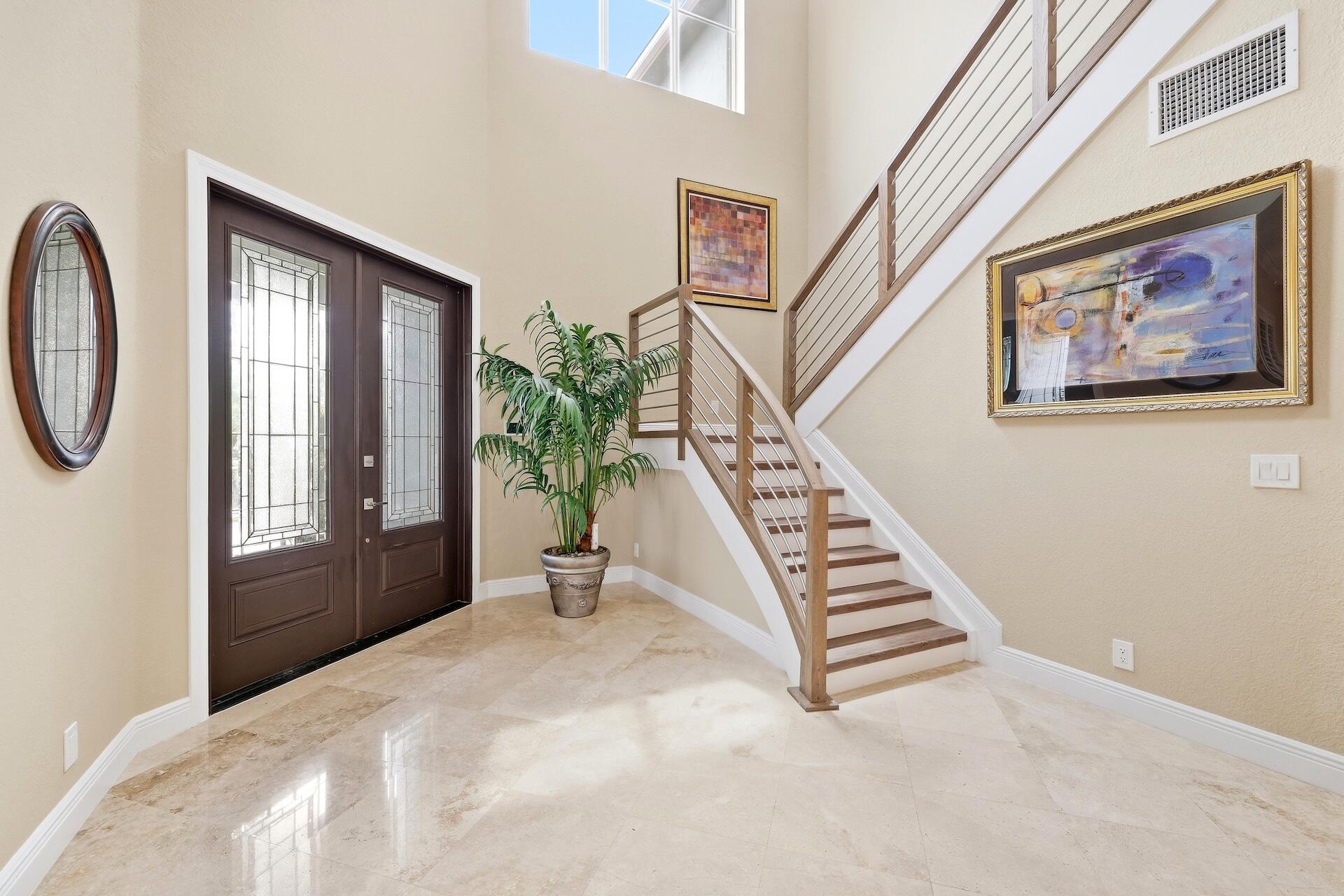 1261 BEACON Circle