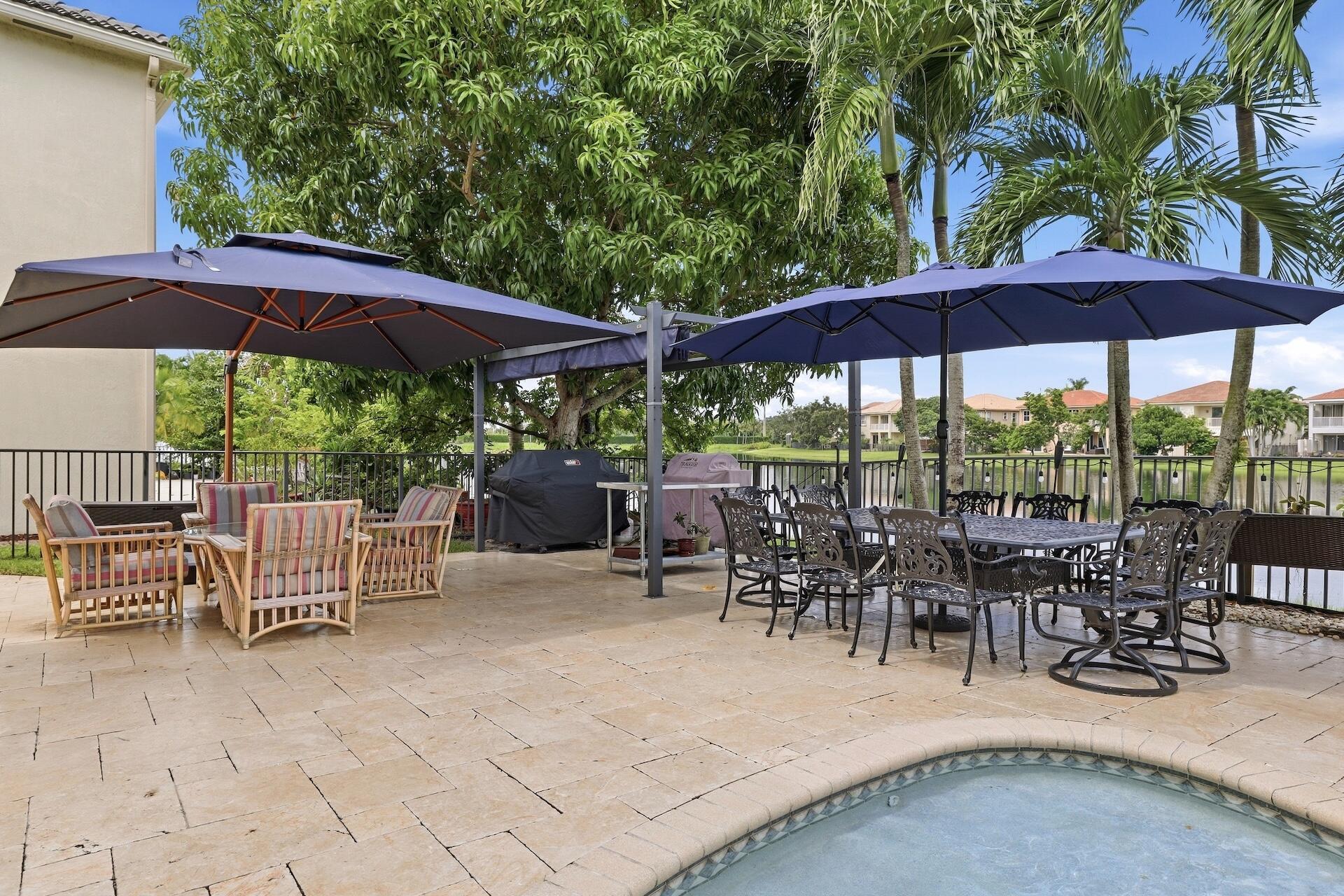 1261 BEACON Circle