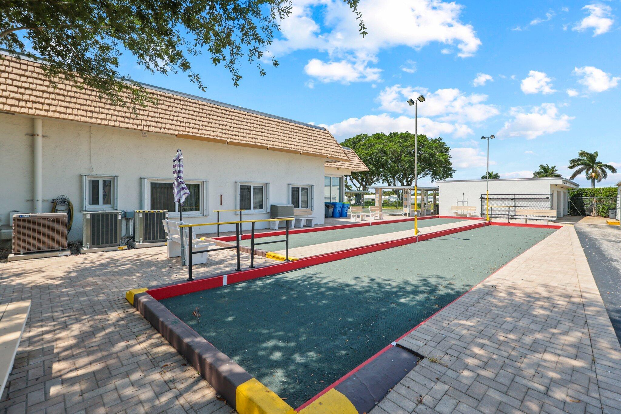 2114 SW 13th Place