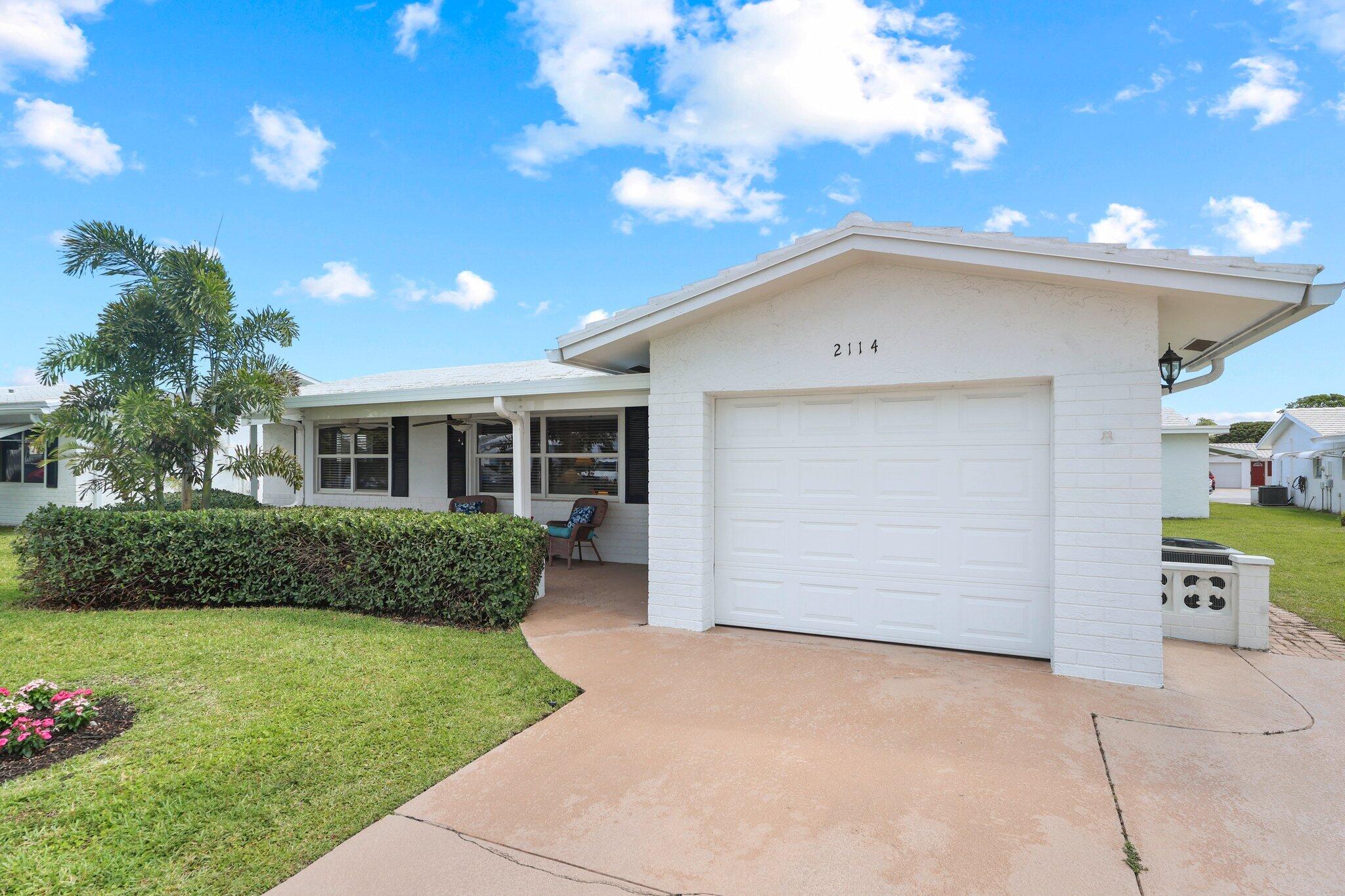 2114 SW 13th Place