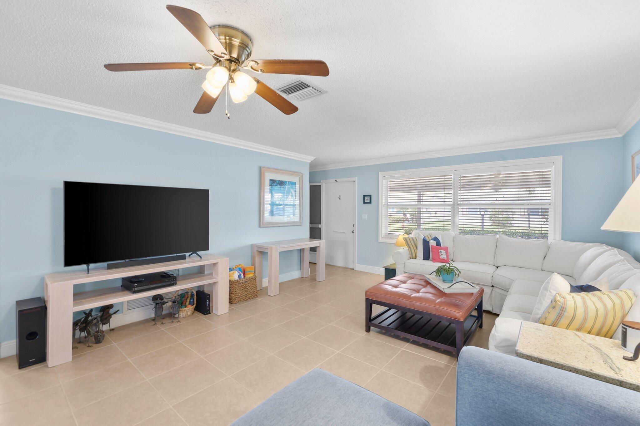 2114 SW 13th Place