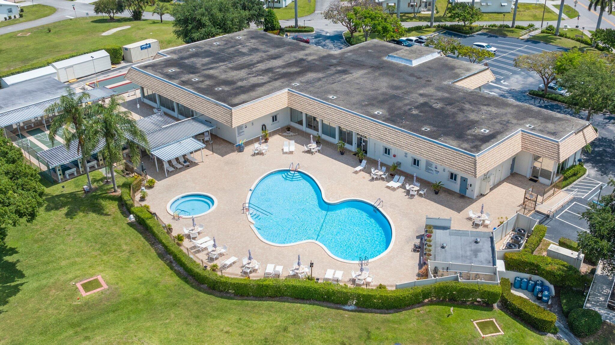2114 SW 13th Place