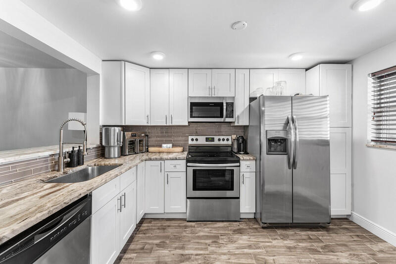 2960 SW 22nd Avenue 8030
