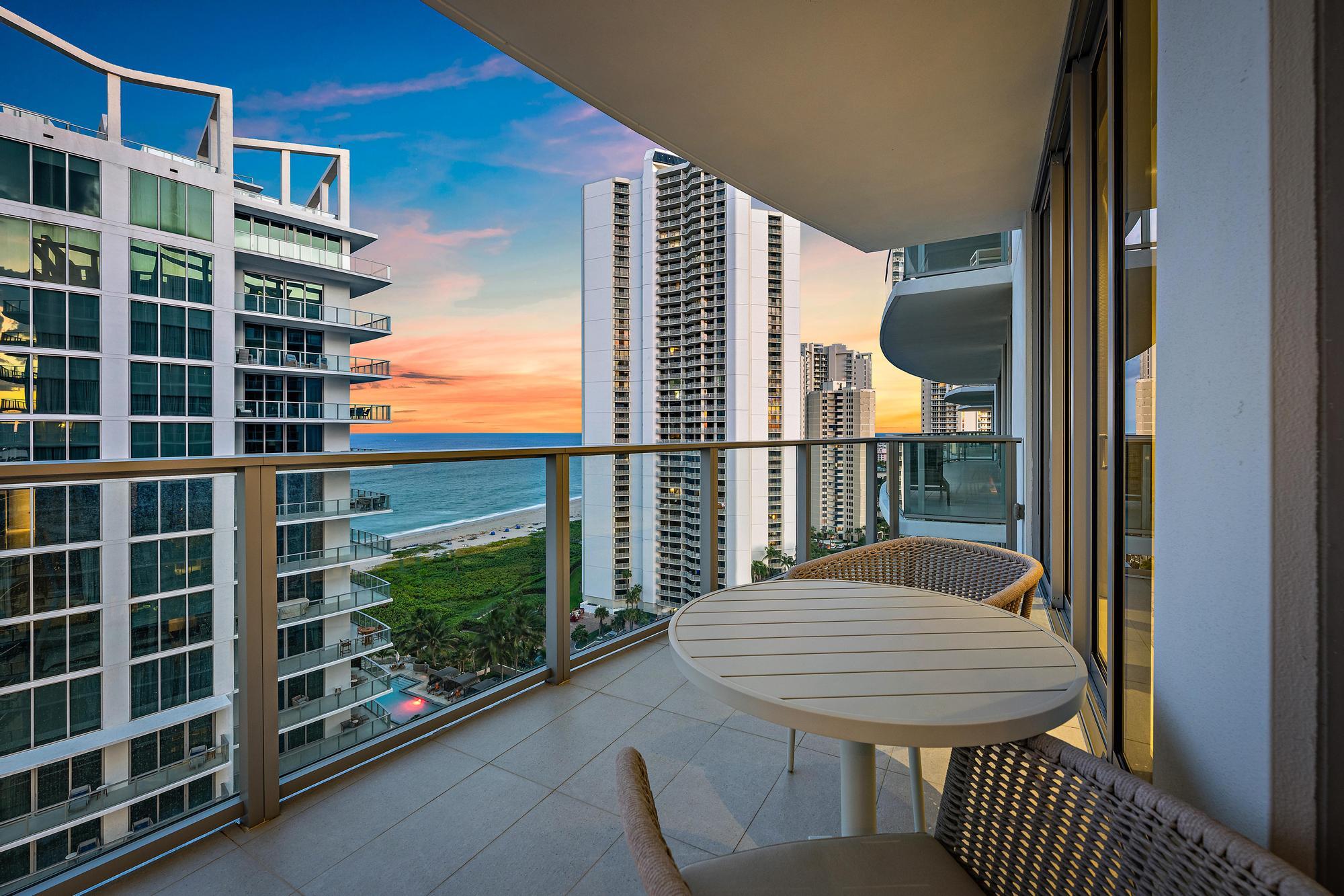 3100 N Ocean Drive N P1602