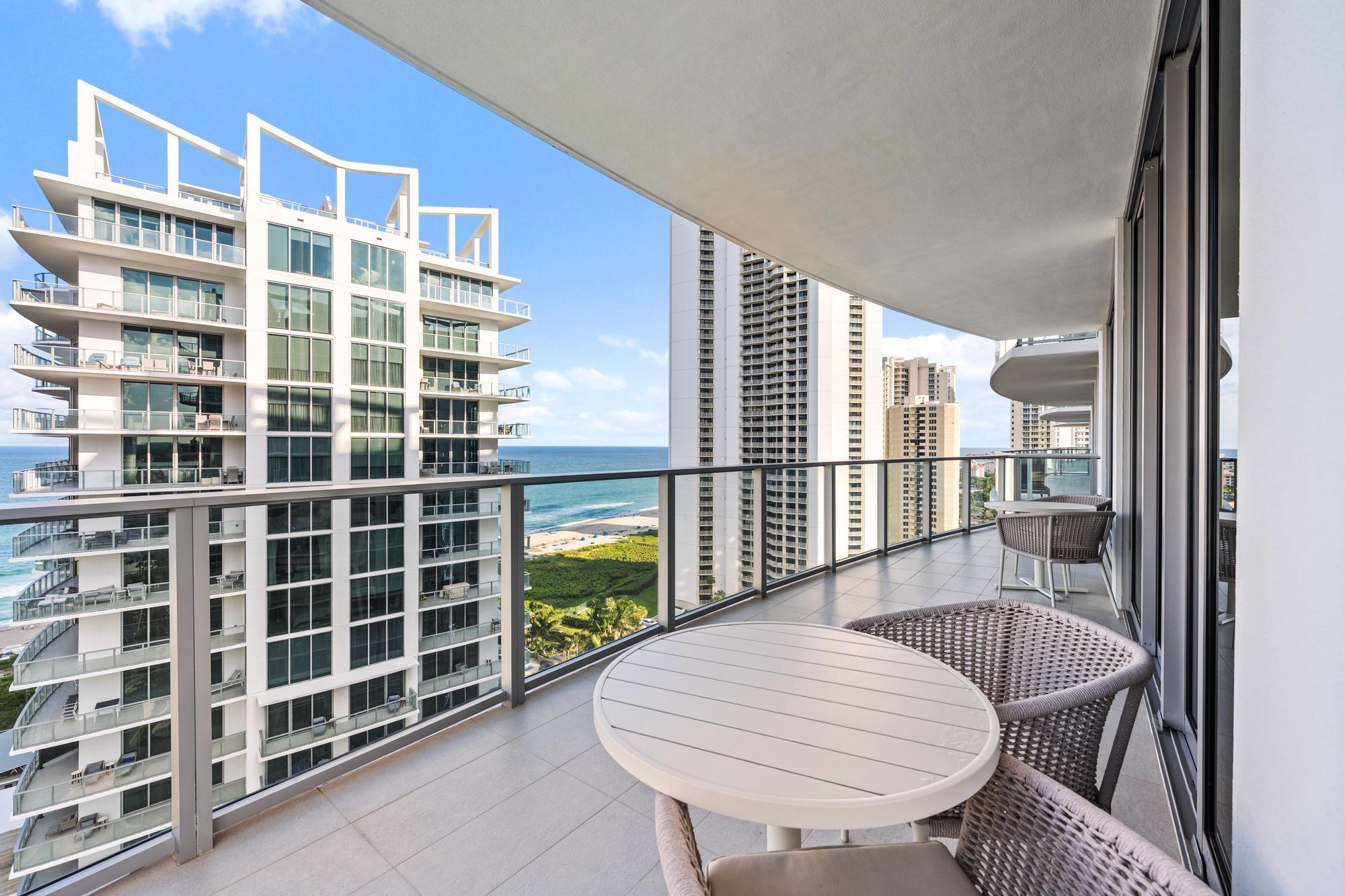3100 N Ocean Drive N P1602