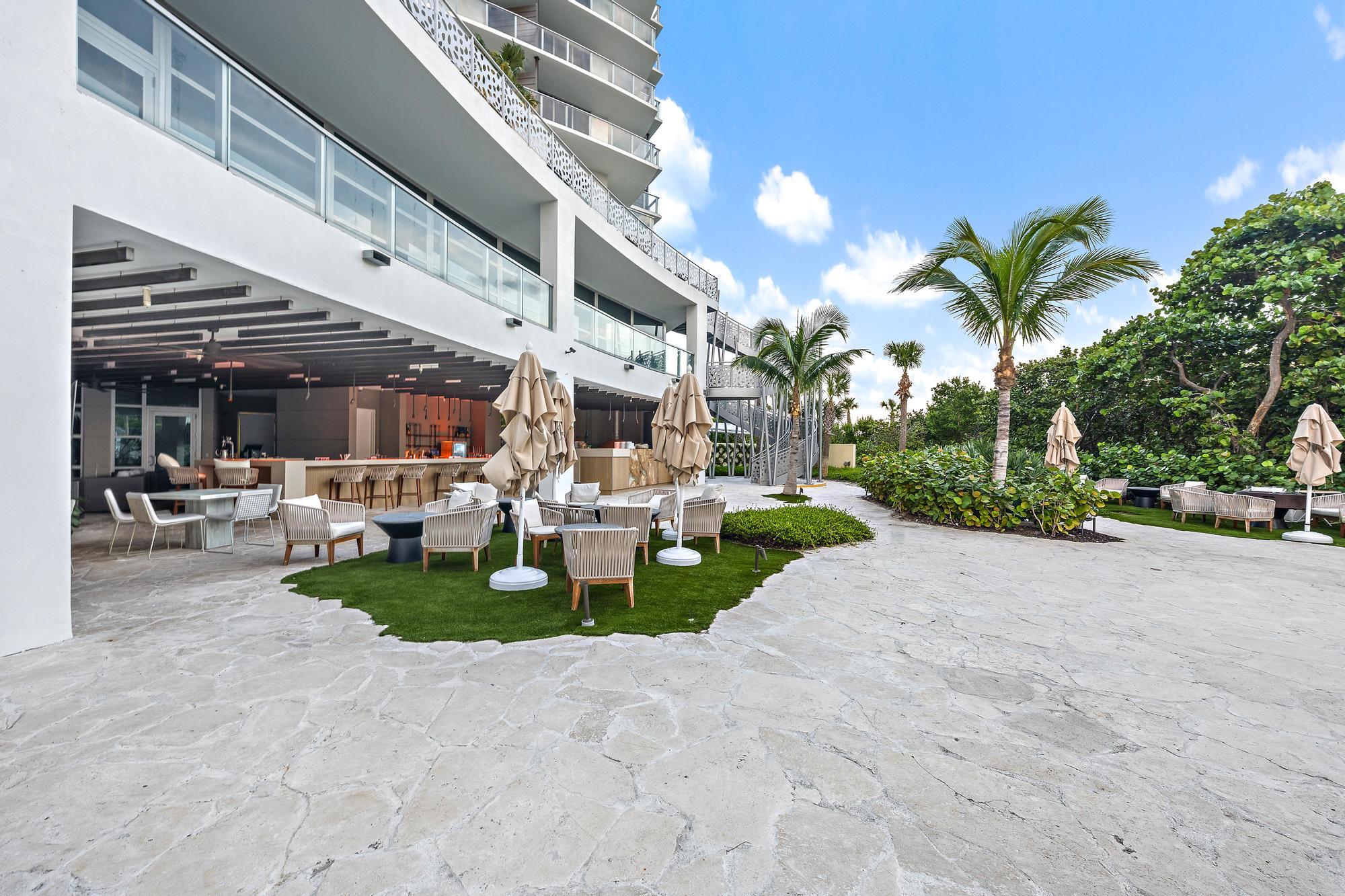 3100 N Ocean Drive N P1602