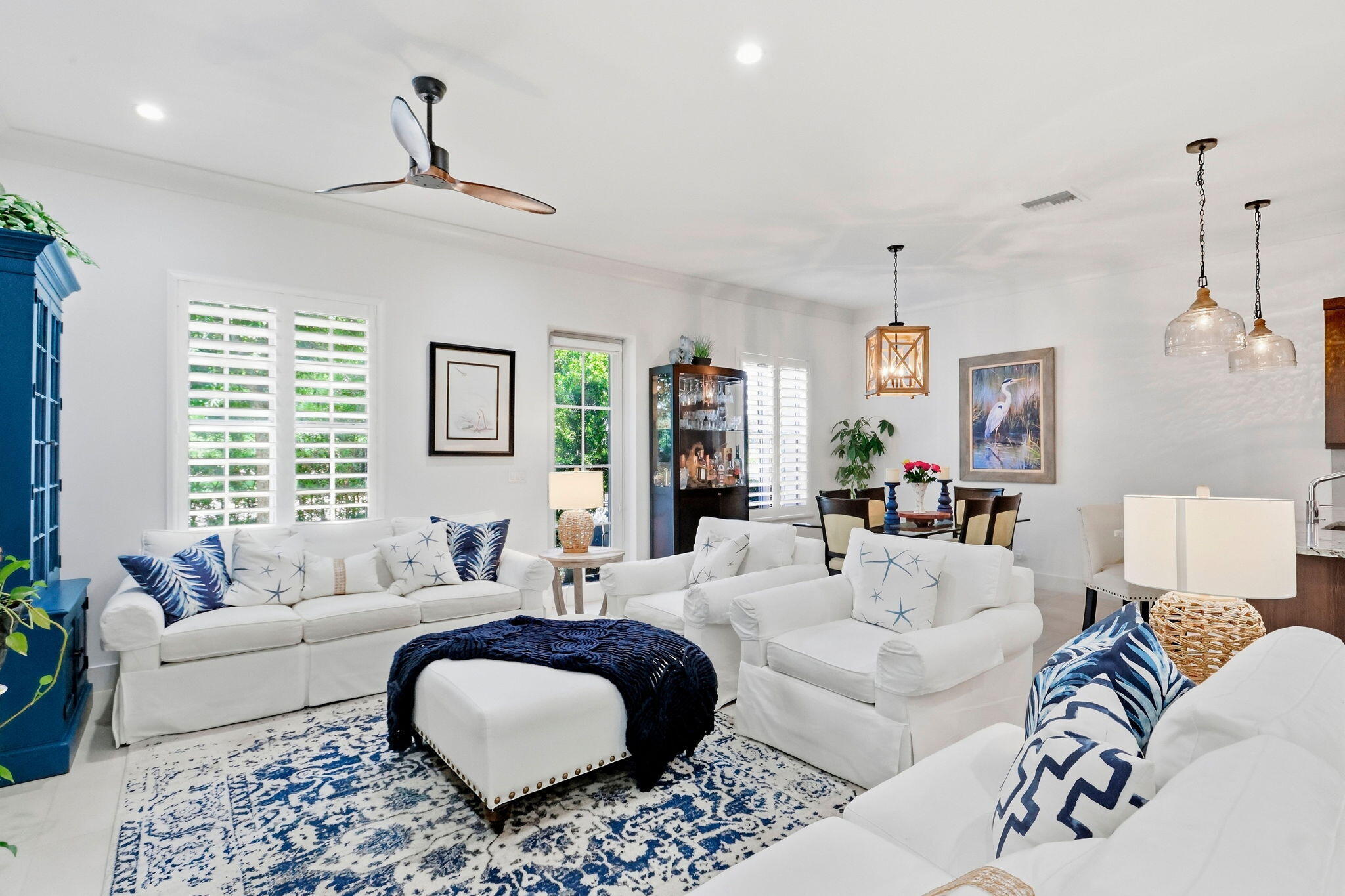 910 HAMILTON Lane
