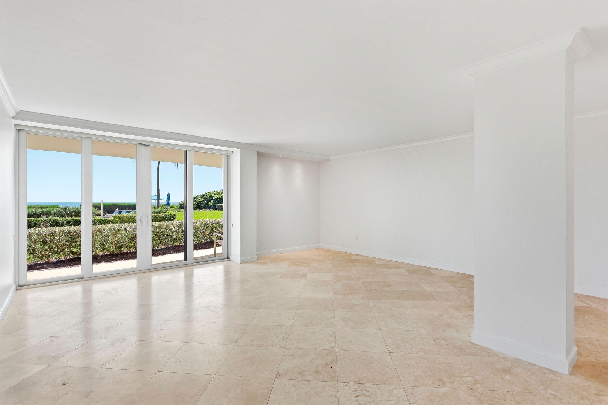 1225 S OCEAN Boulevard 101