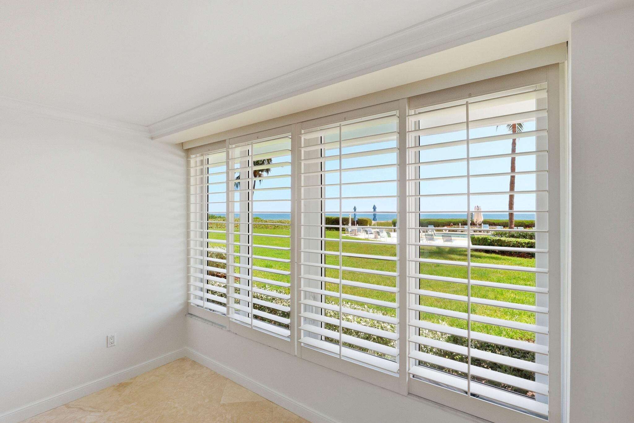 1225 S OCEAN Boulevard 101