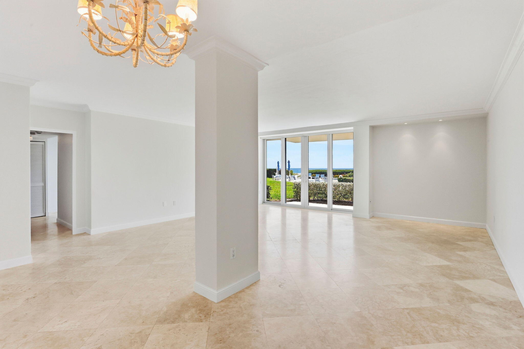 1225 S OCEAN Boulevard 101