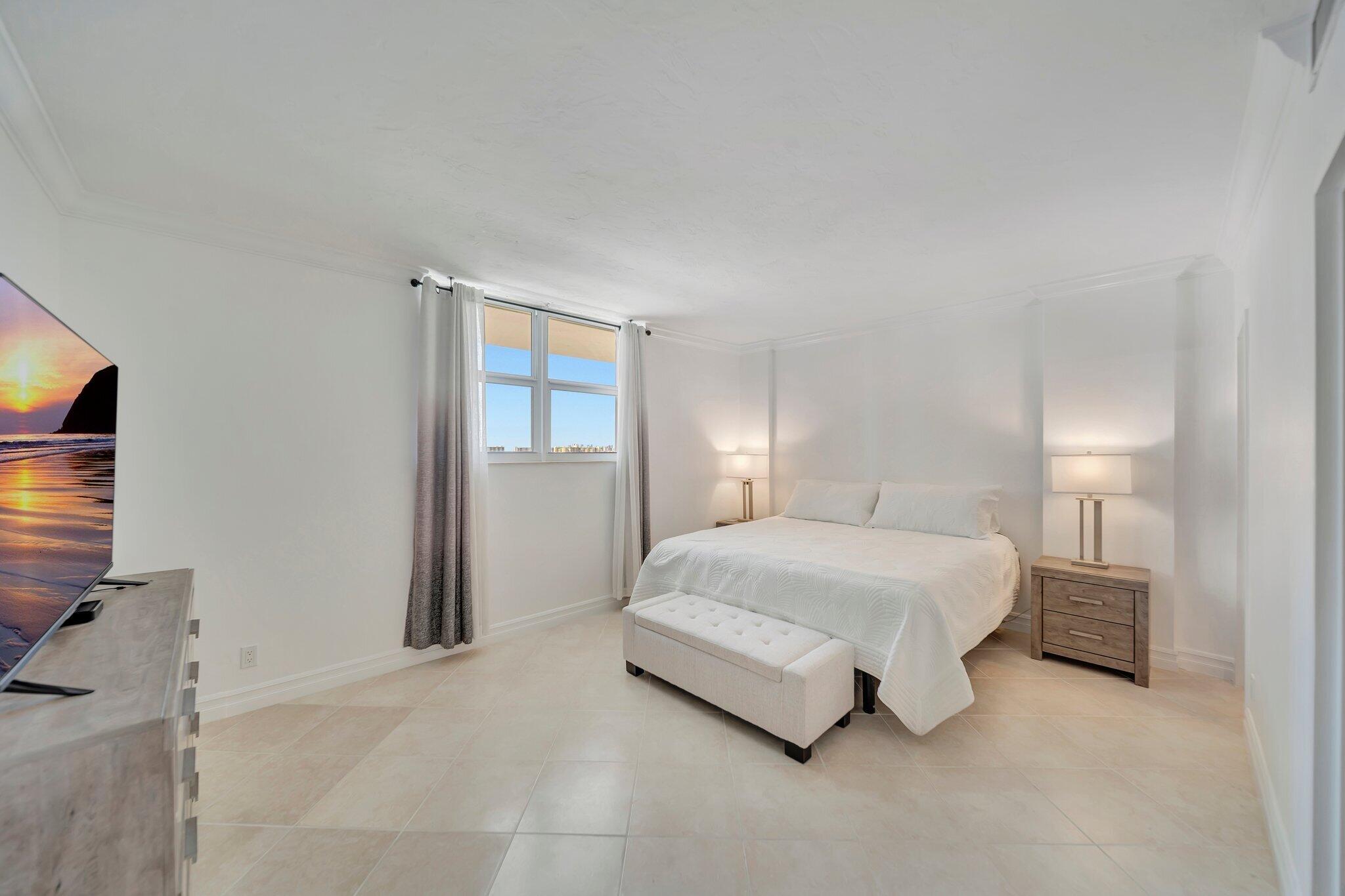 4250 Galt Ocean Drive 14B