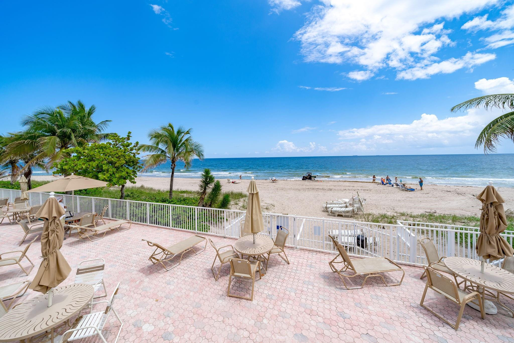 4250 Galt Ocean Drive 14B