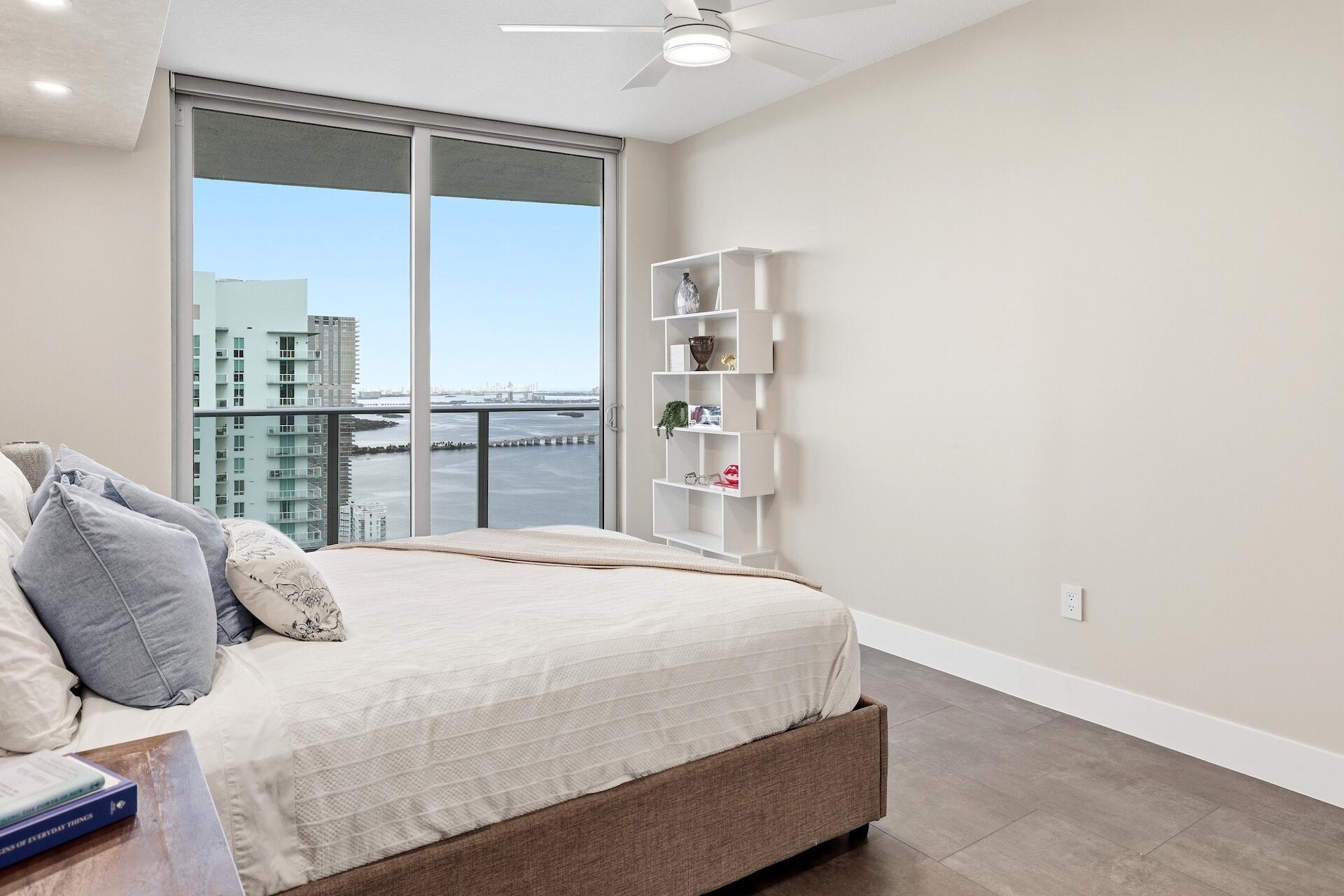 488 NE 18th Street 5009