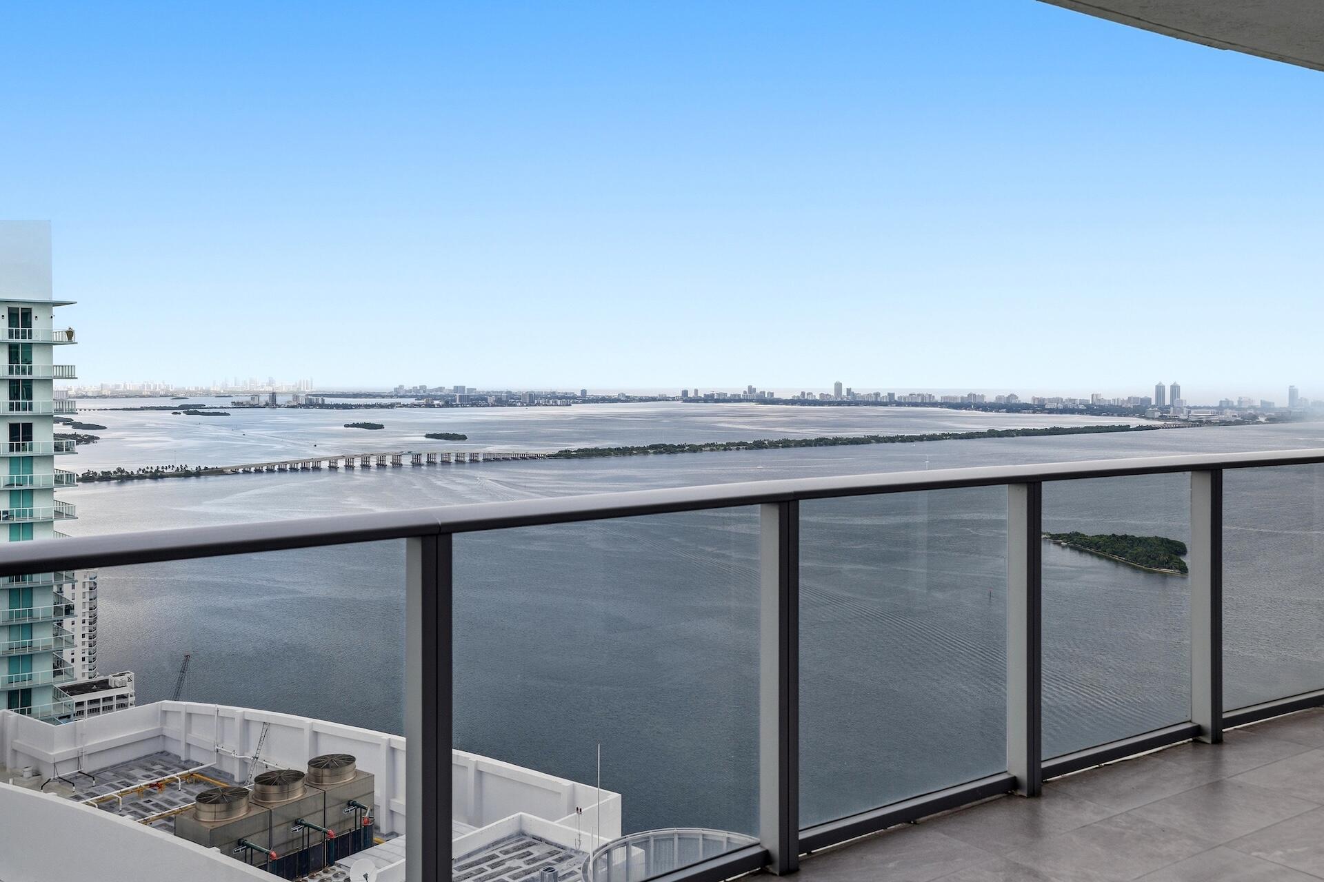488 NE 18th Street 5009