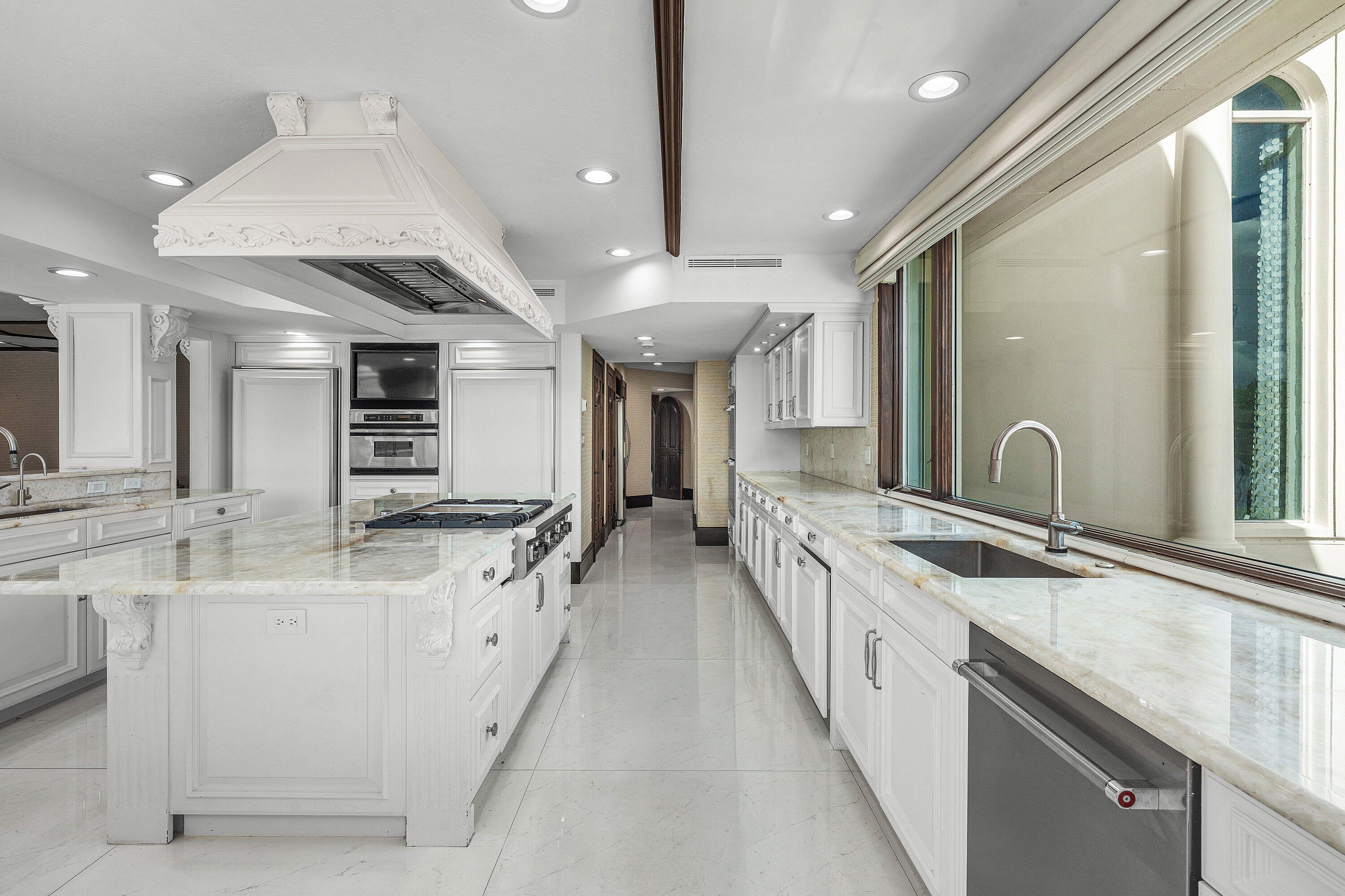 3100 NE 46th Street