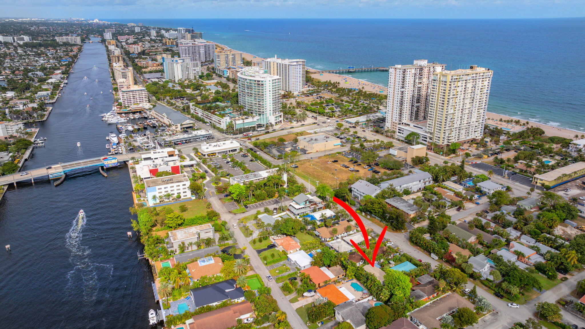305 HIBISCUS Avenue
