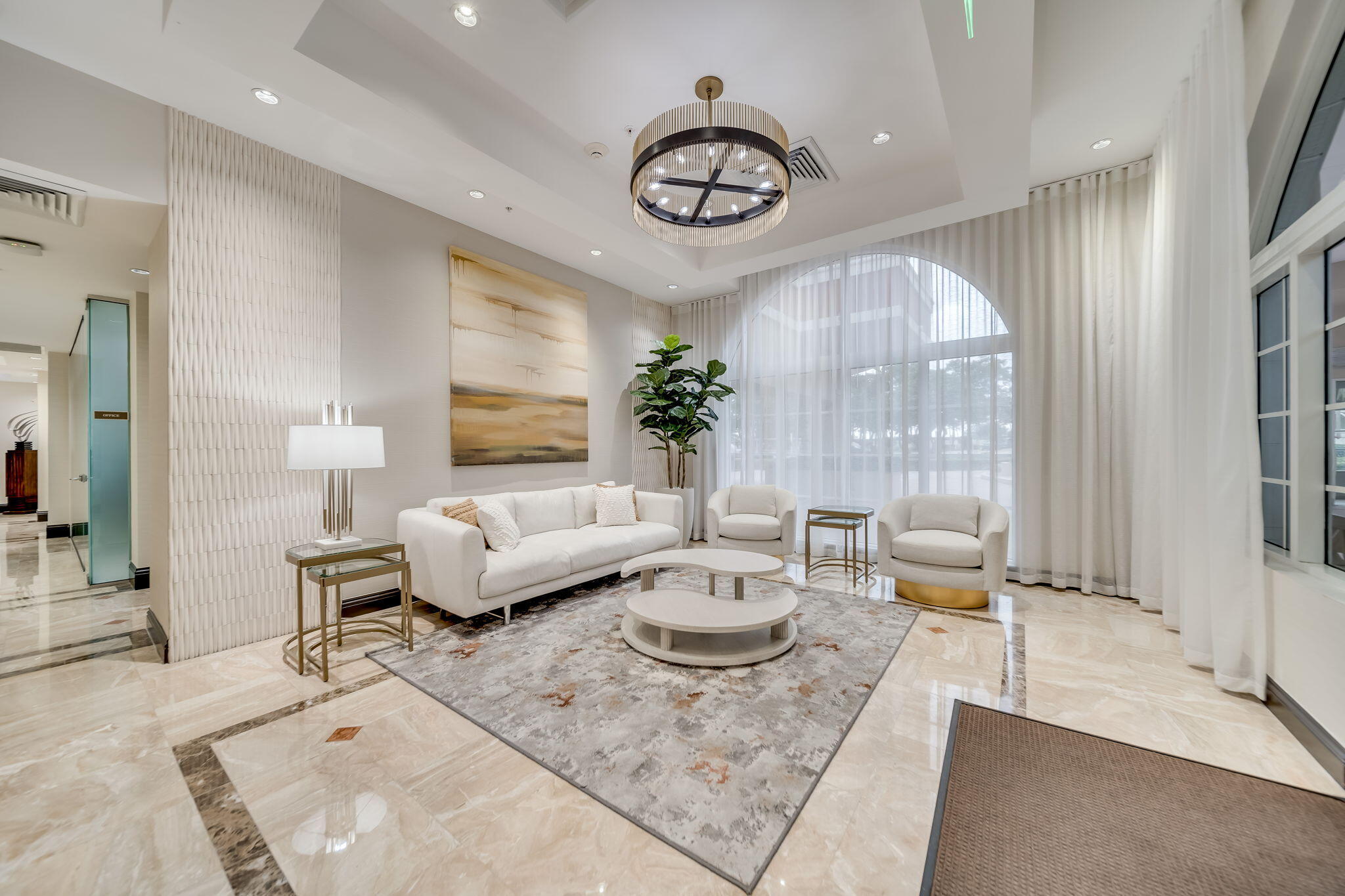 2011 N OCEAN Boulevard 302