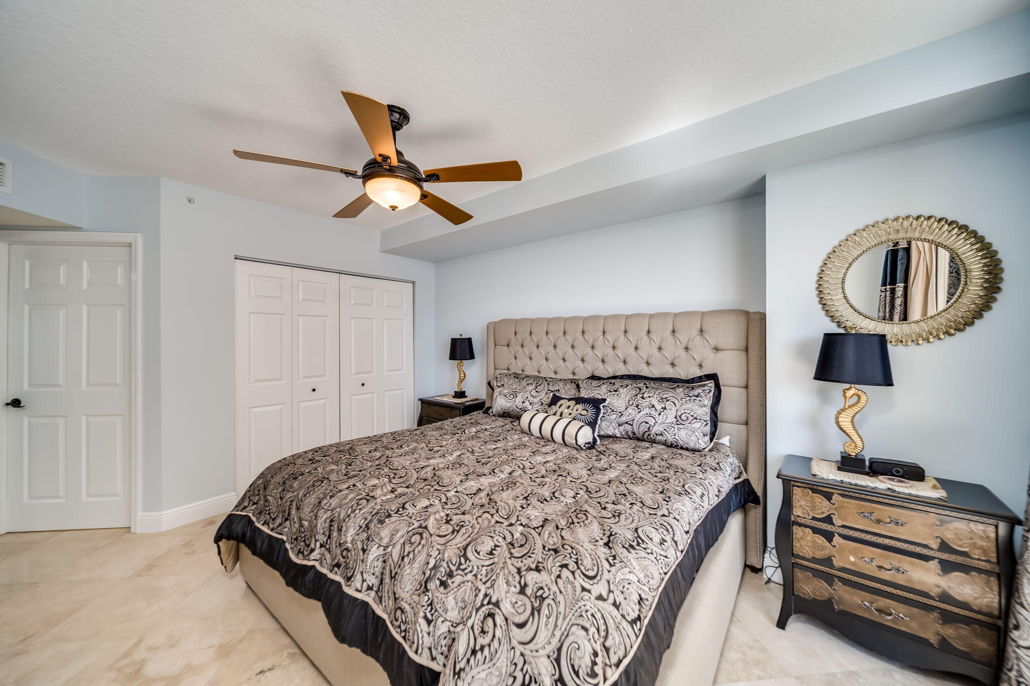2011 N OCEAN Boulevard 302