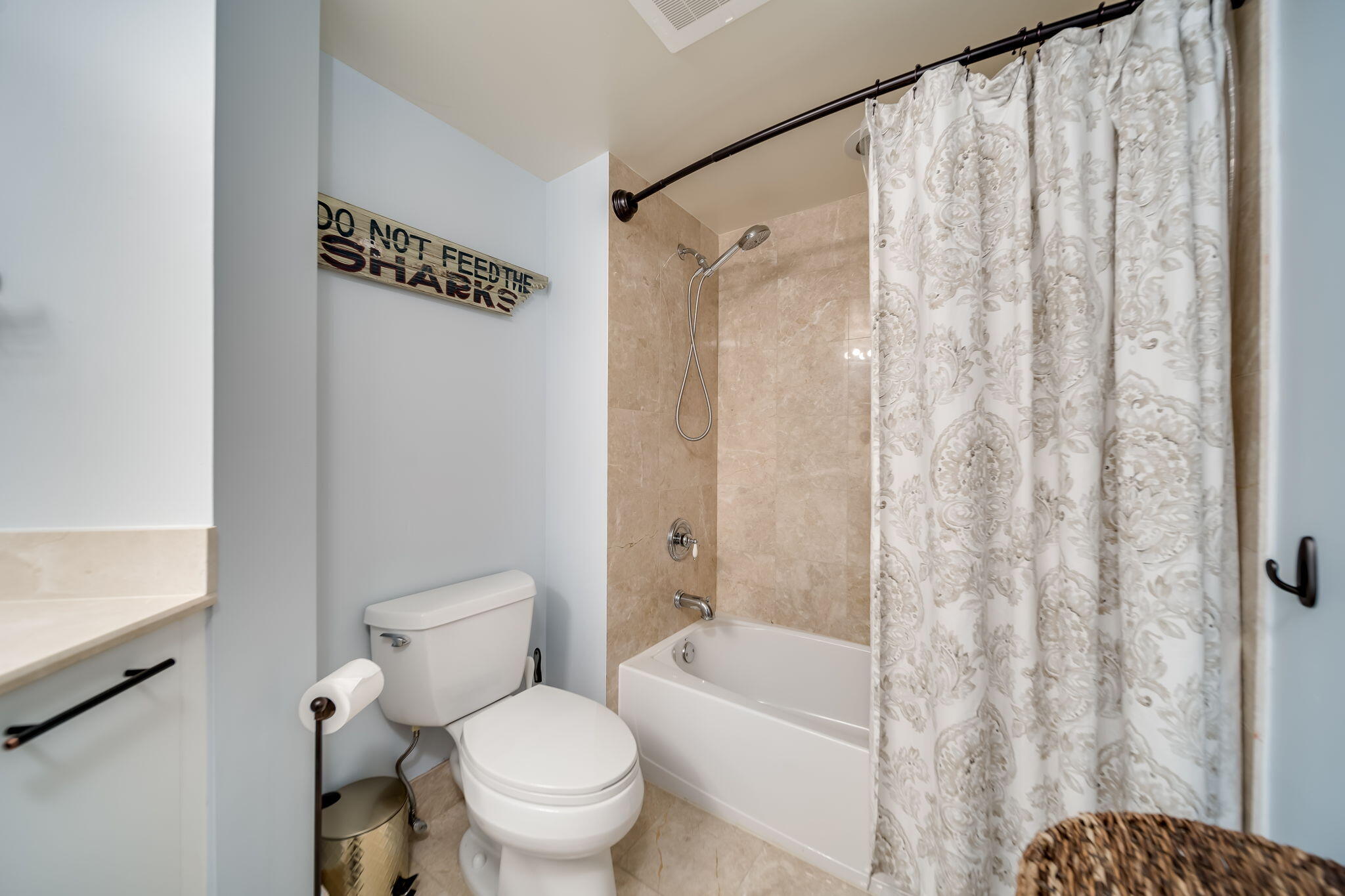 2011 N OCEAN Boulevard 302