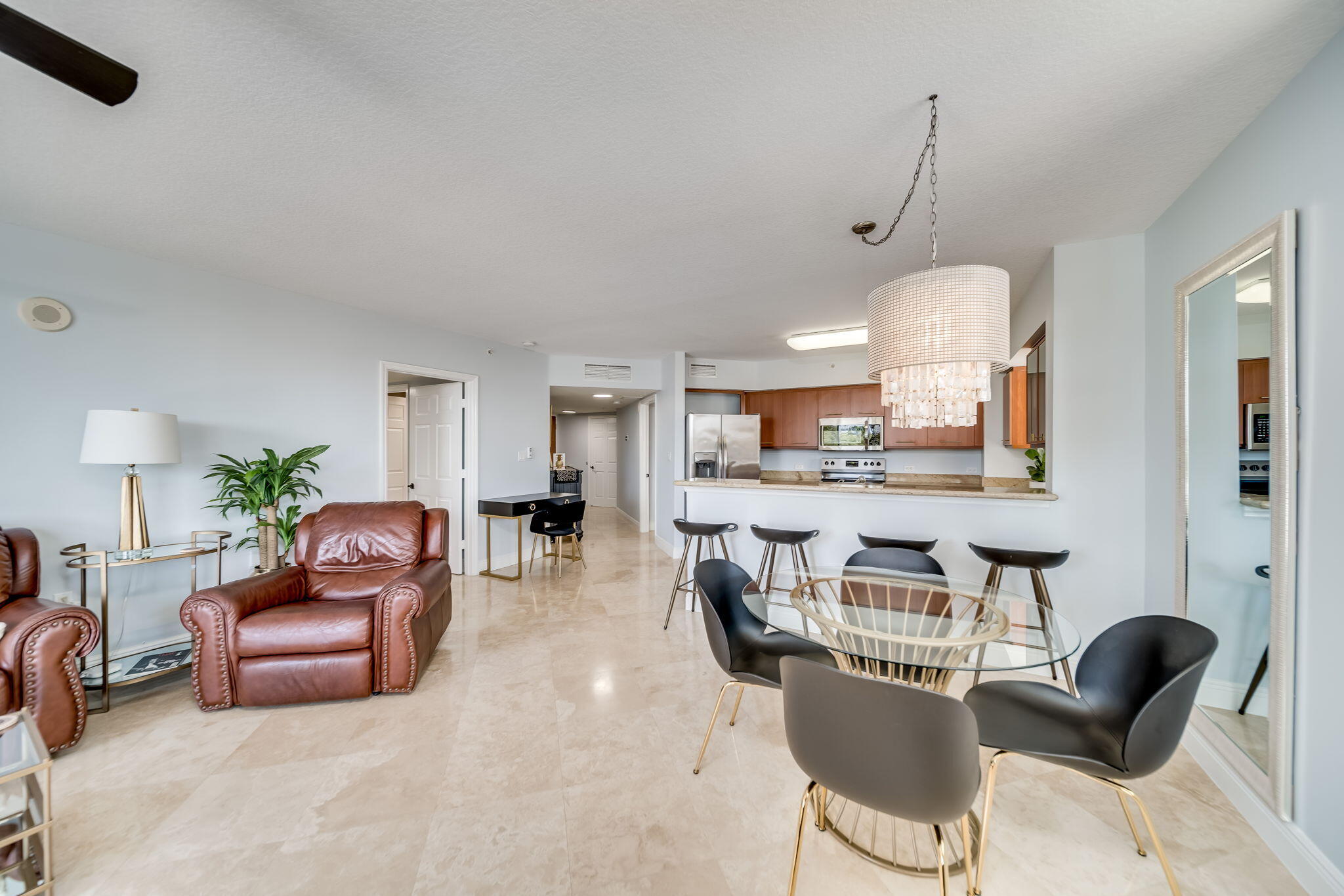 2011 N OCEAN Boulevard 302