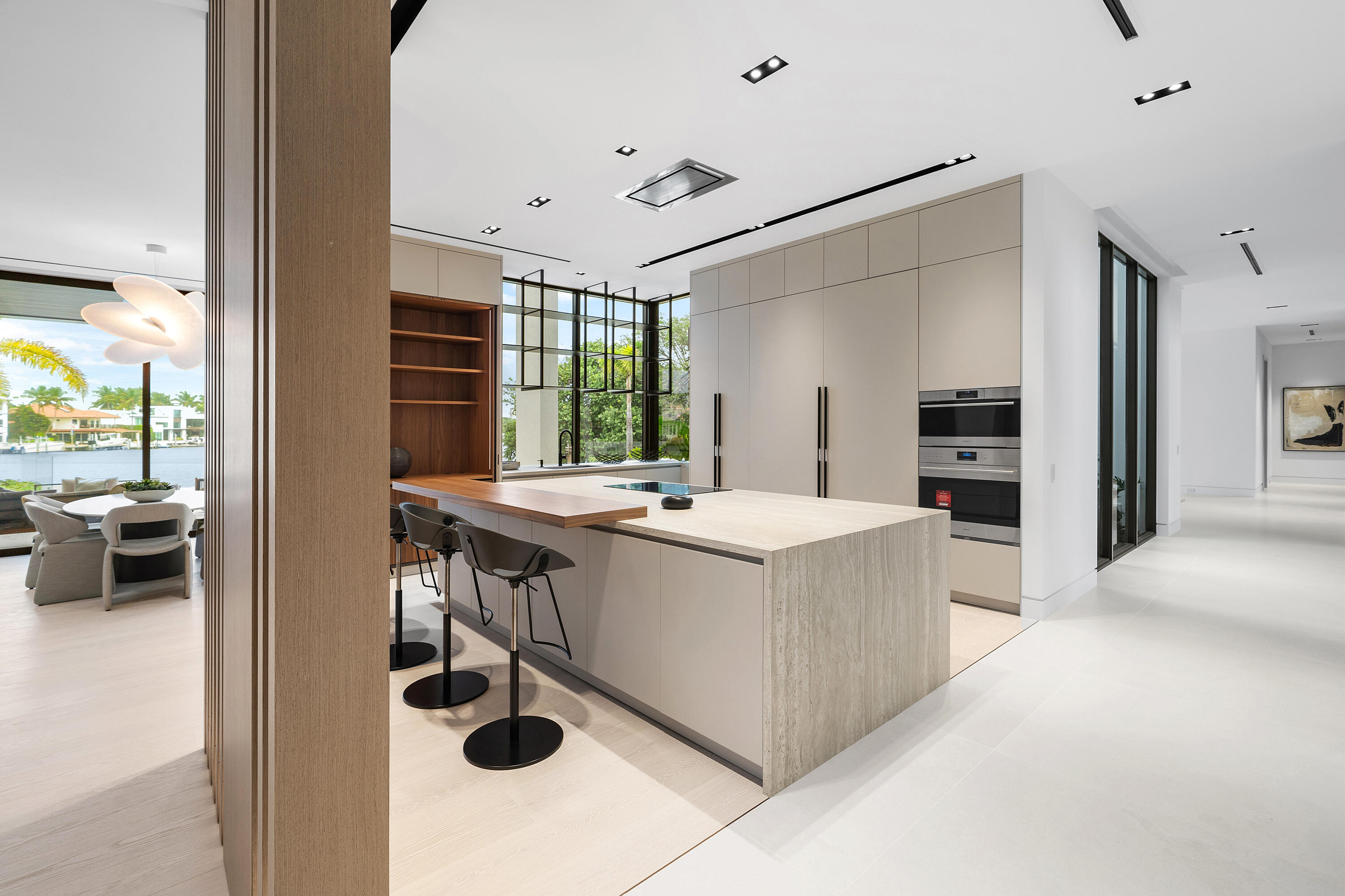 829 ORCHID Drive
