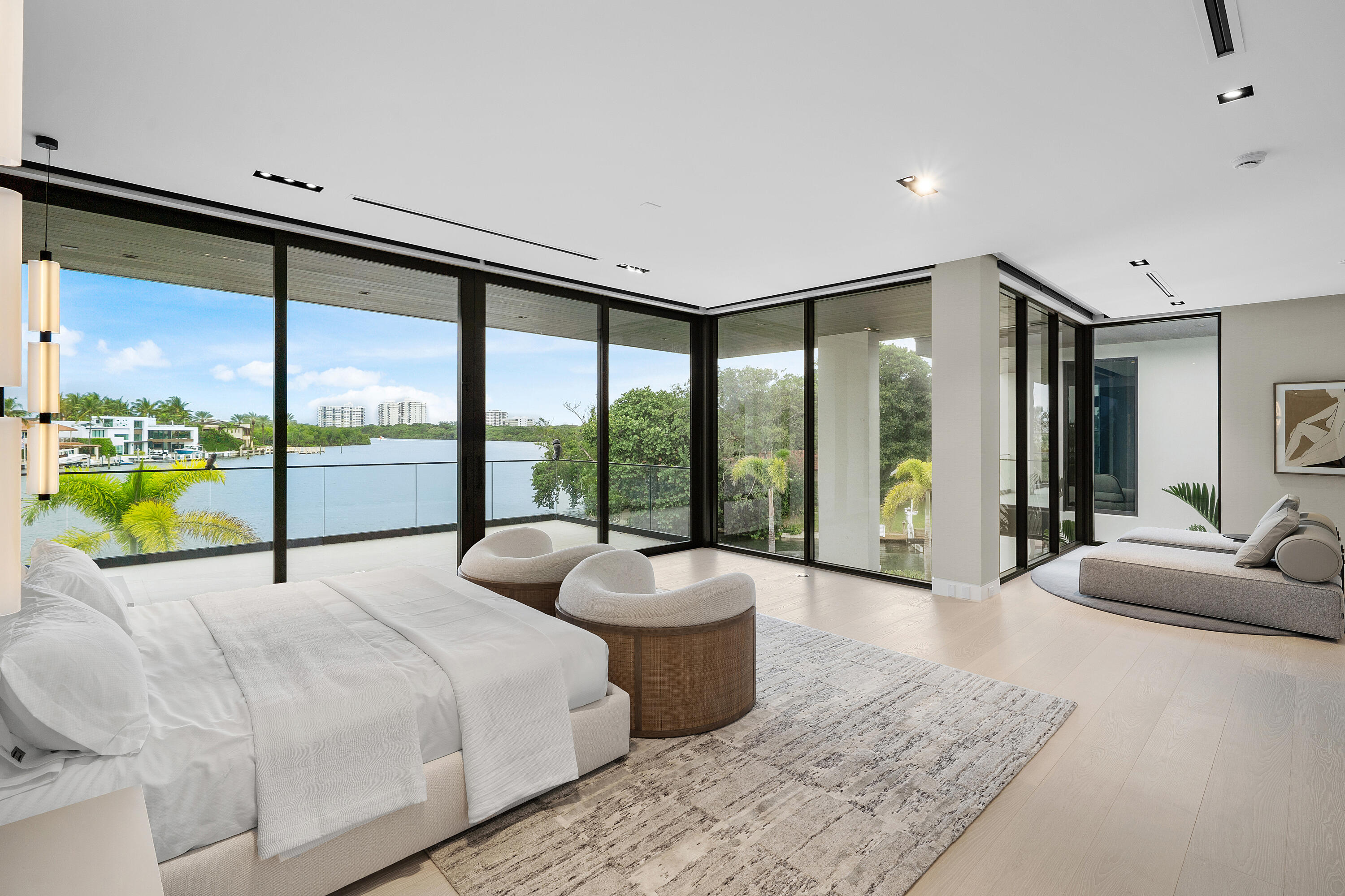 829 ORCHID Drive