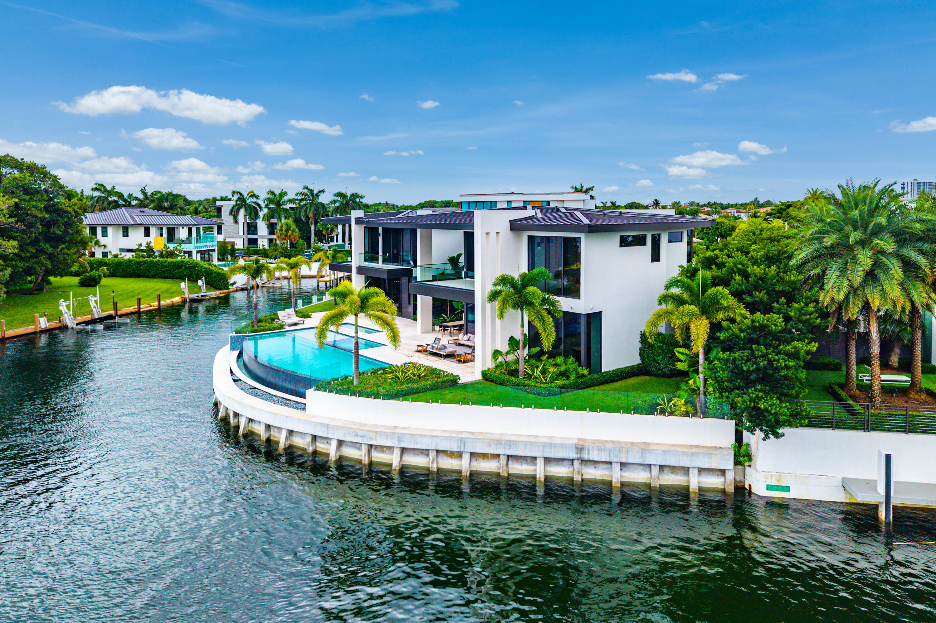 829 ORCHID Drive