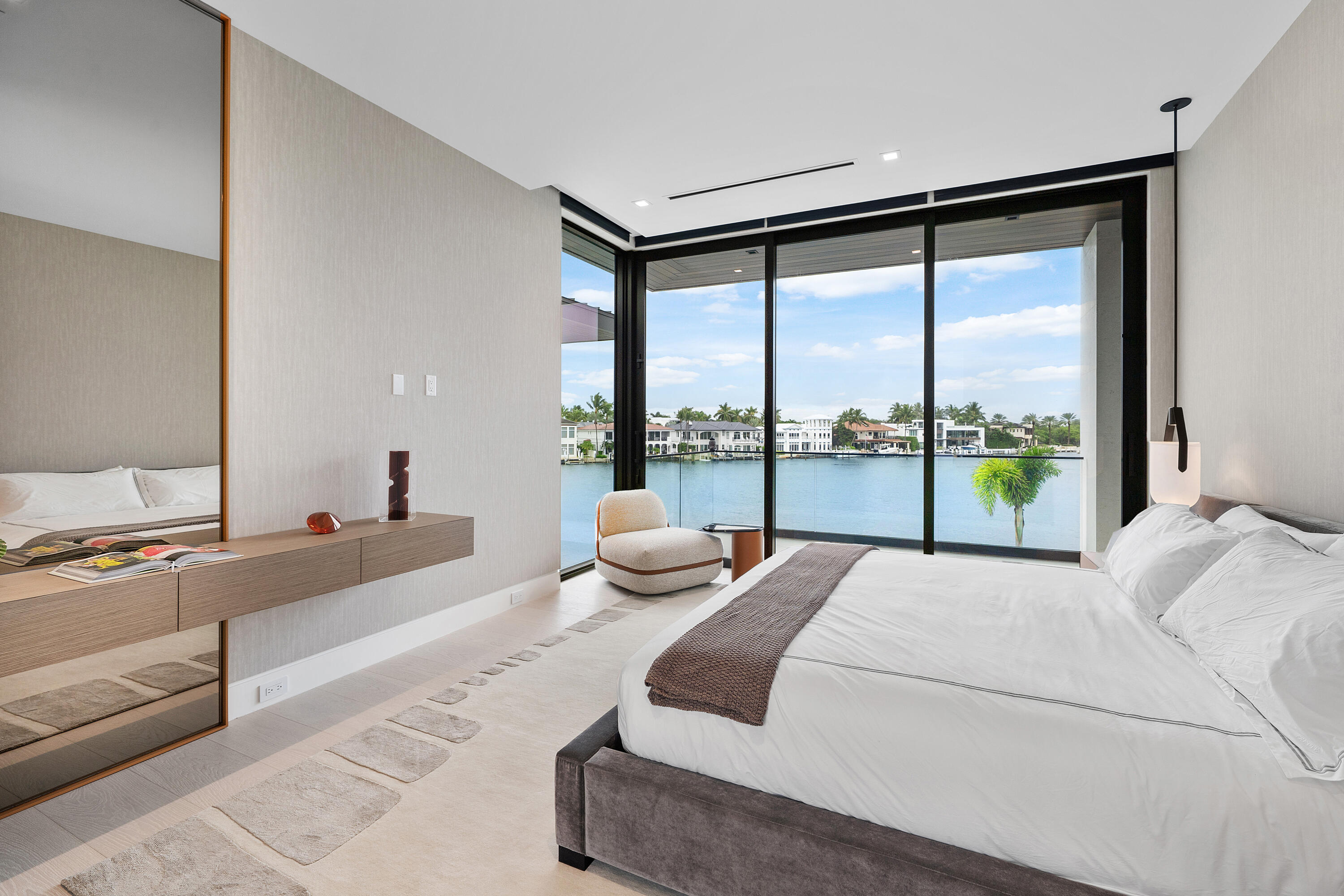 829 ORCHID Drive