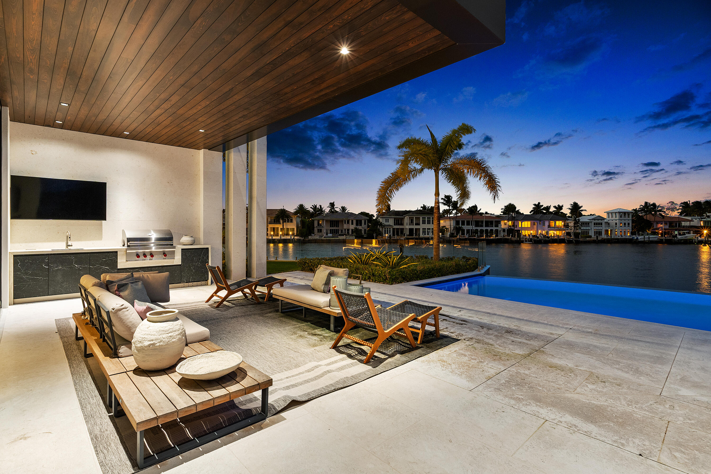 829 ORCHID Drive