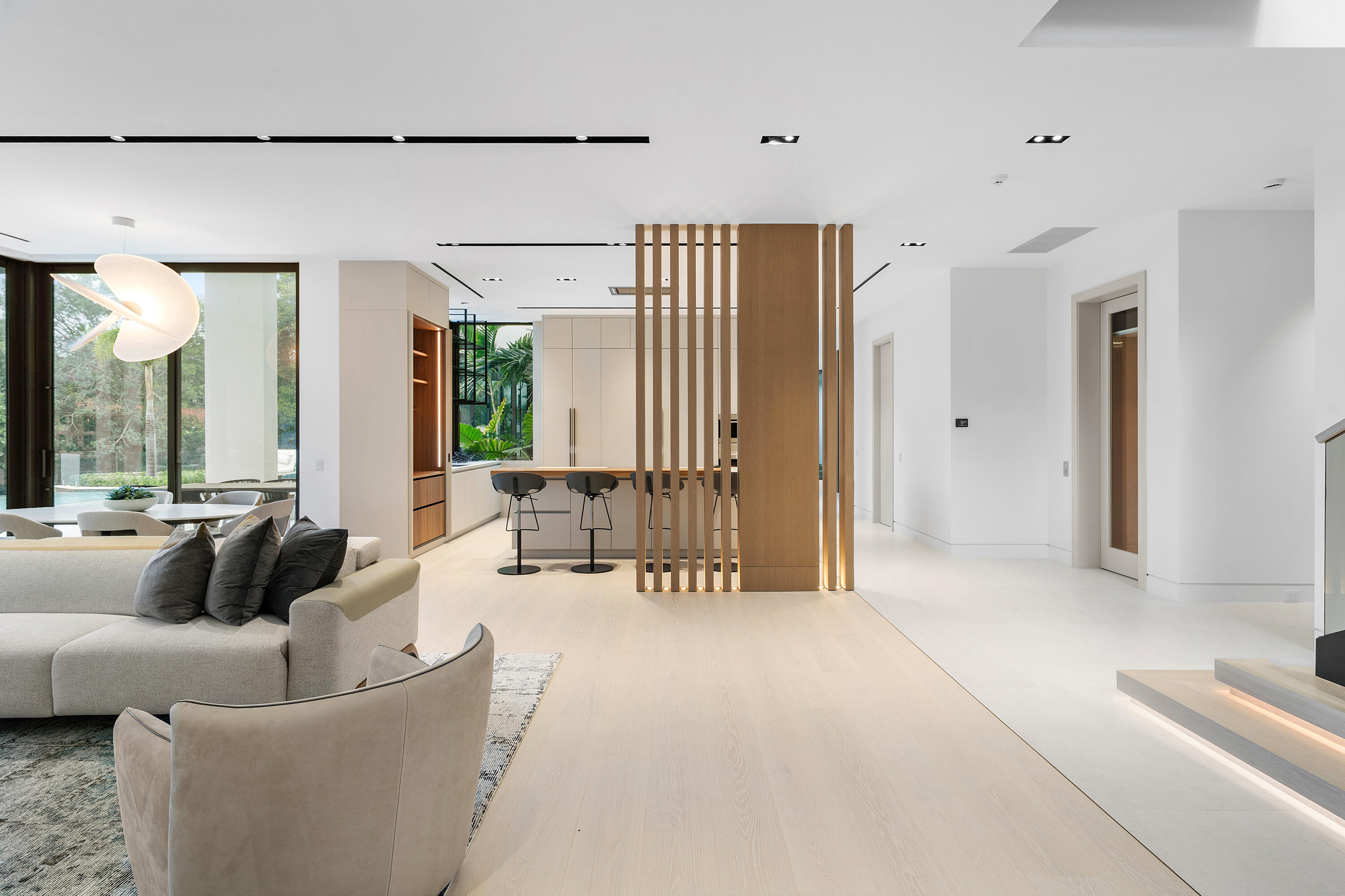 829 ORCHID Drive